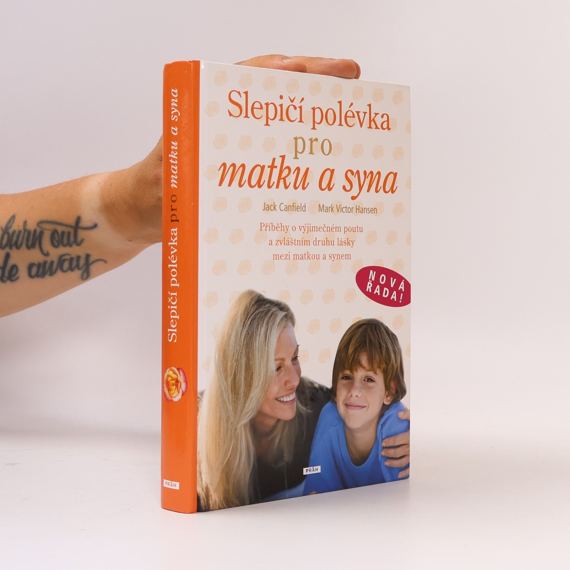 Slepičí polévka pro matku a syna