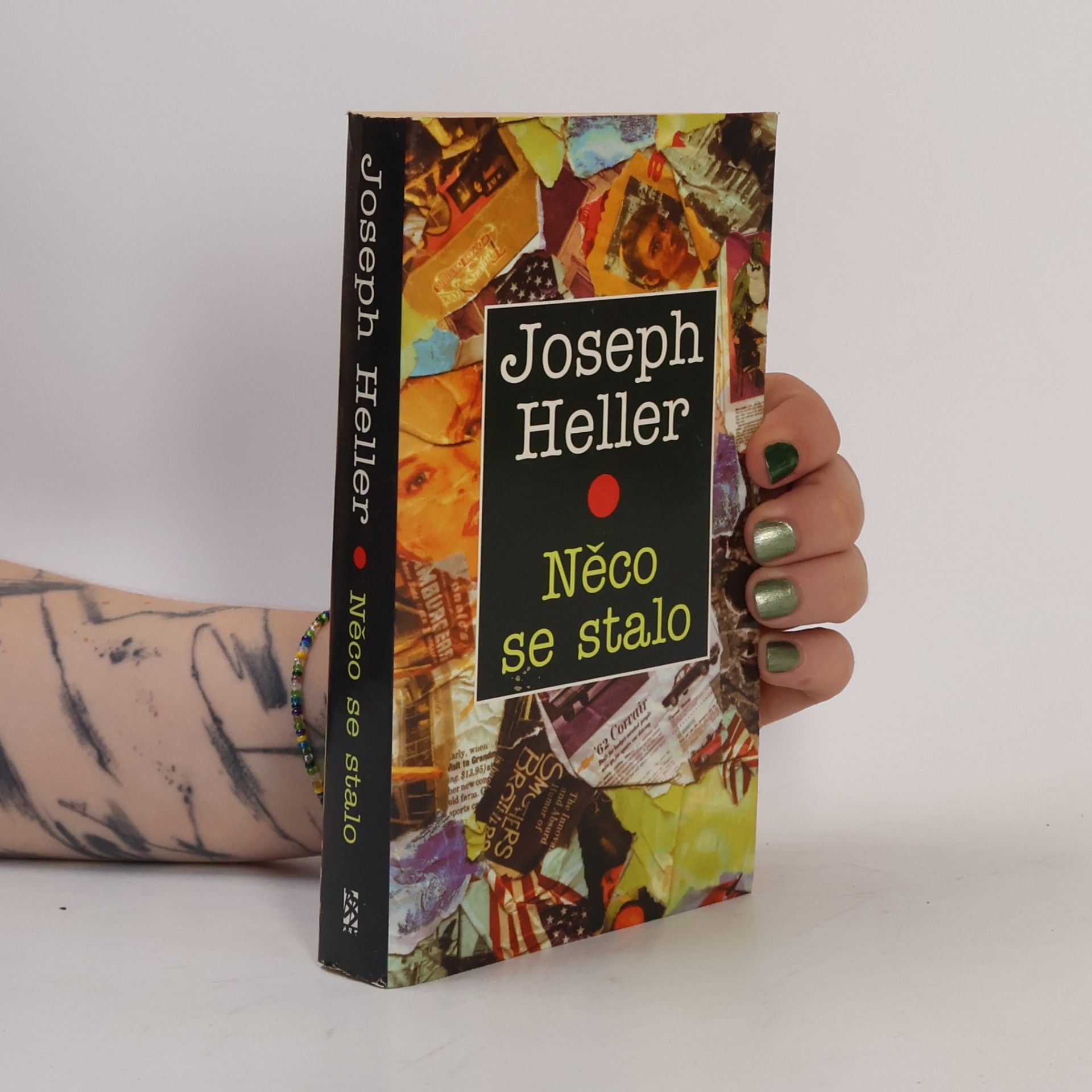 Joseph Heller Něco se stalo