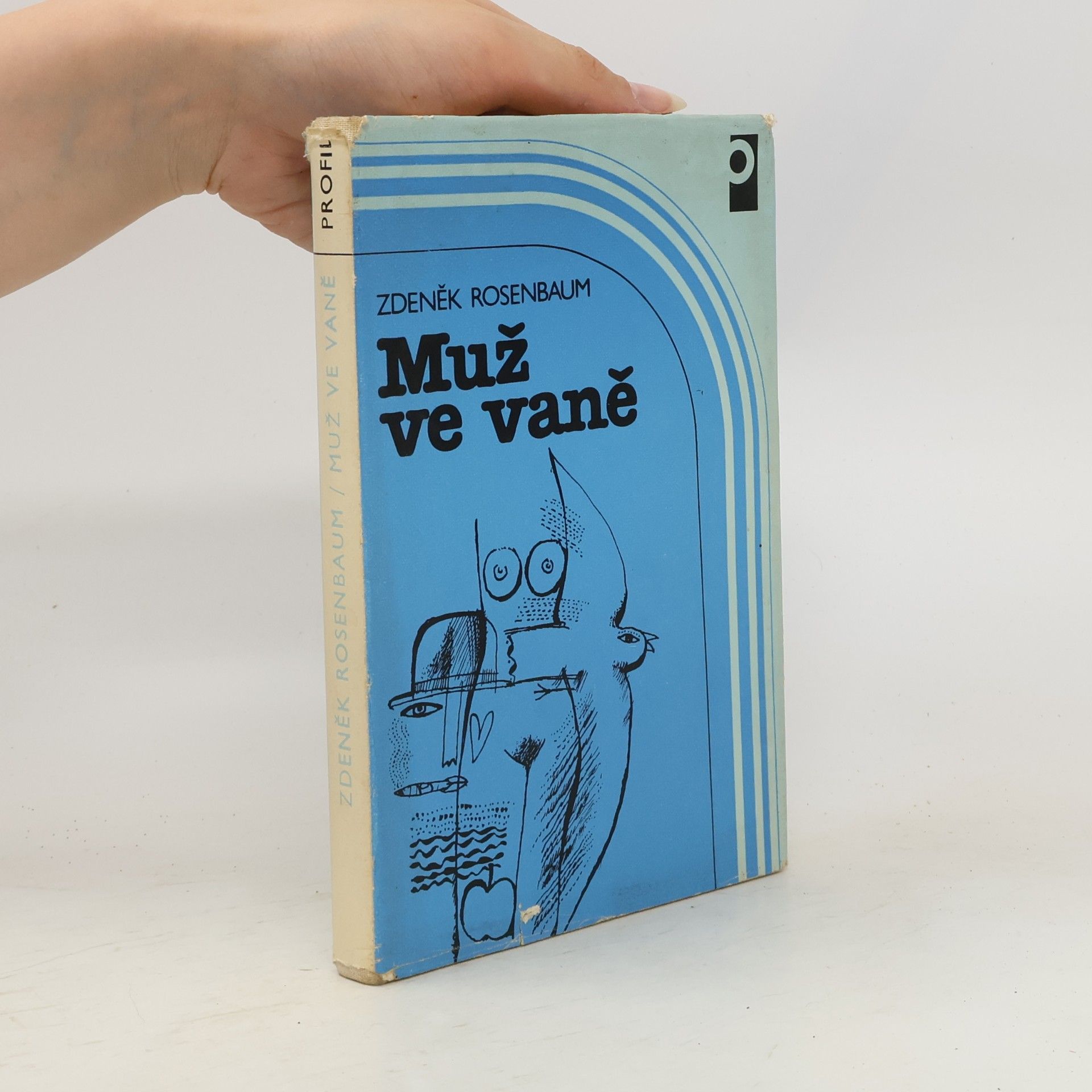 Muž ve vaně