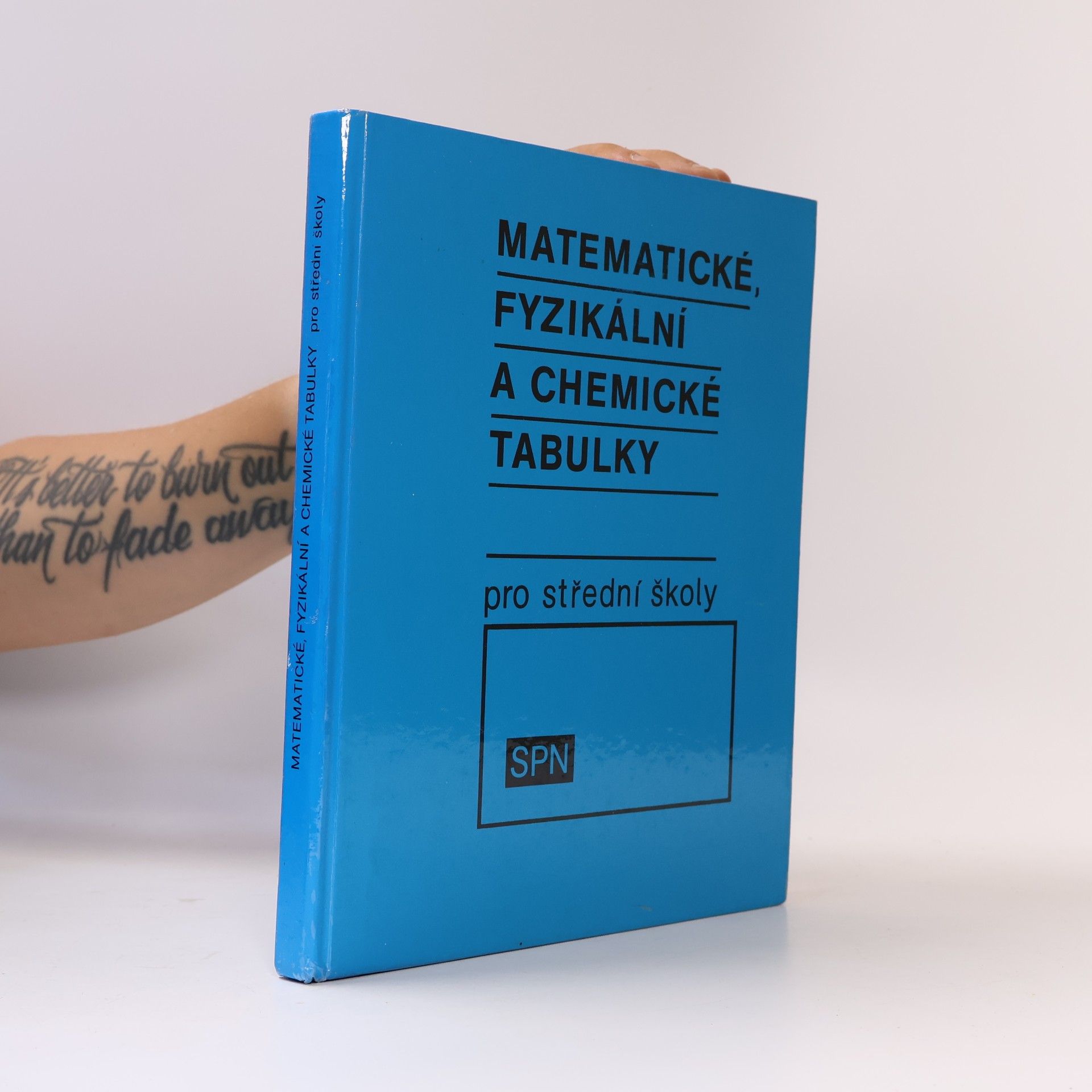 Matematické, fyzikální a chemické tabulky pro střední školy