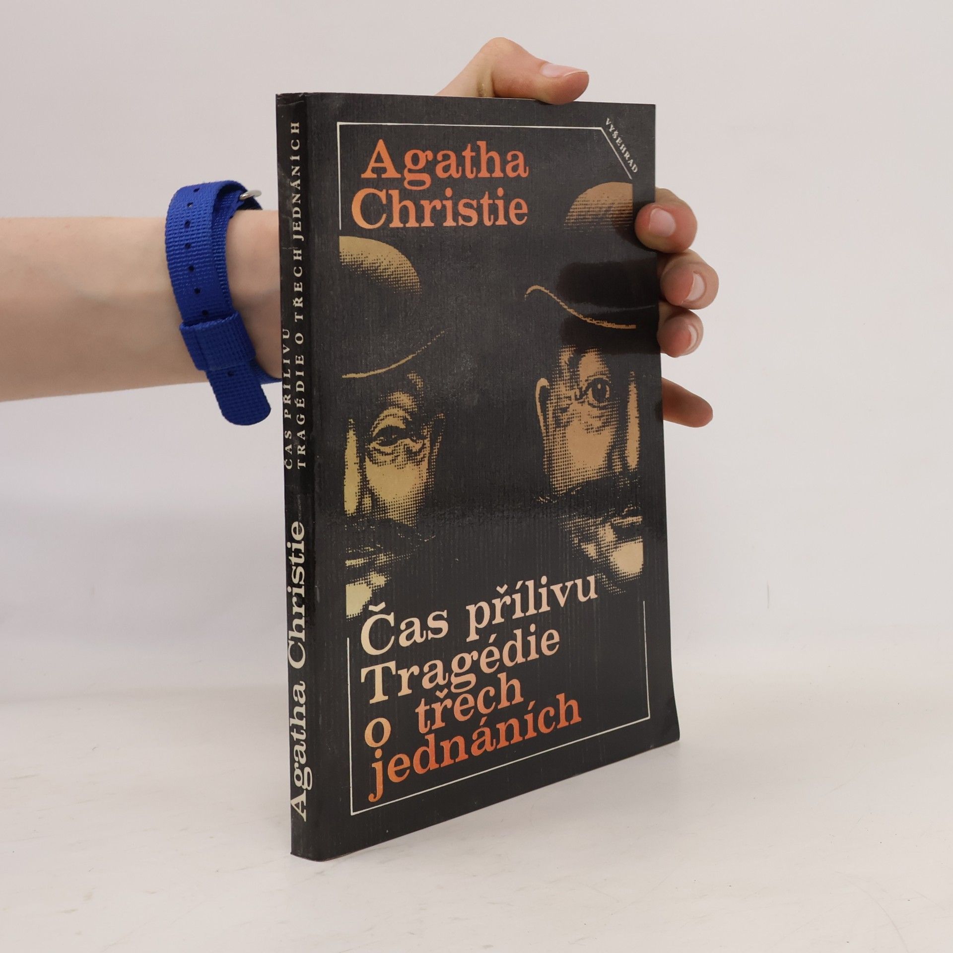Agatha Christie Čas přílivu. Tragédie o třech jednáních