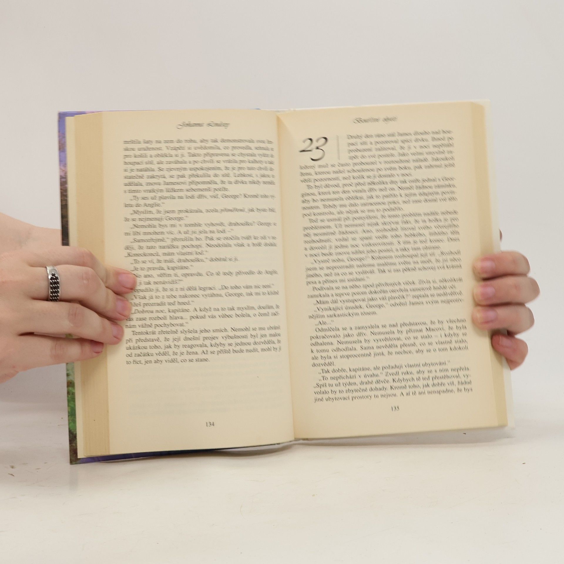 Johanna Lindsey Bouřlivé objetí