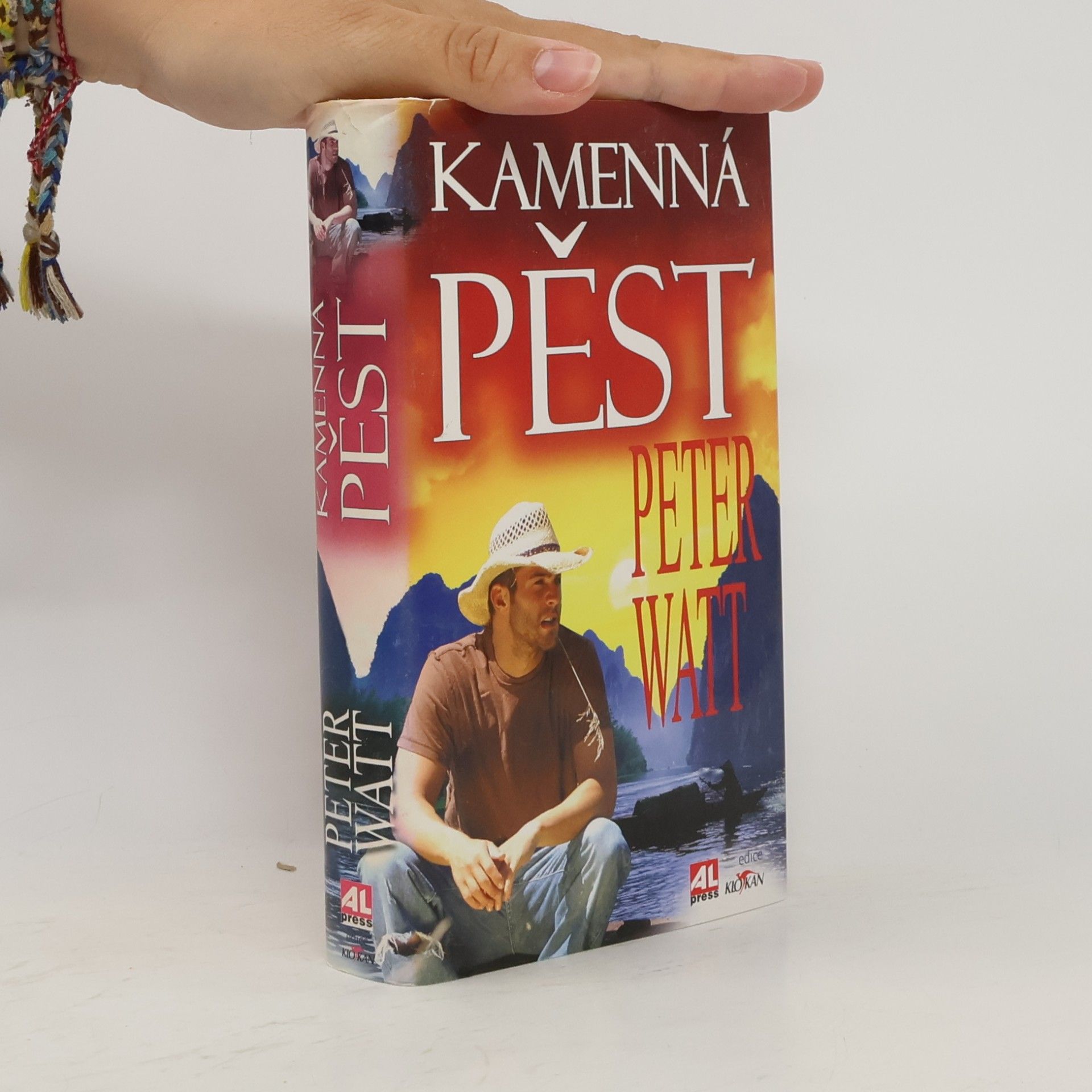Peter Watt Kamenná pěst