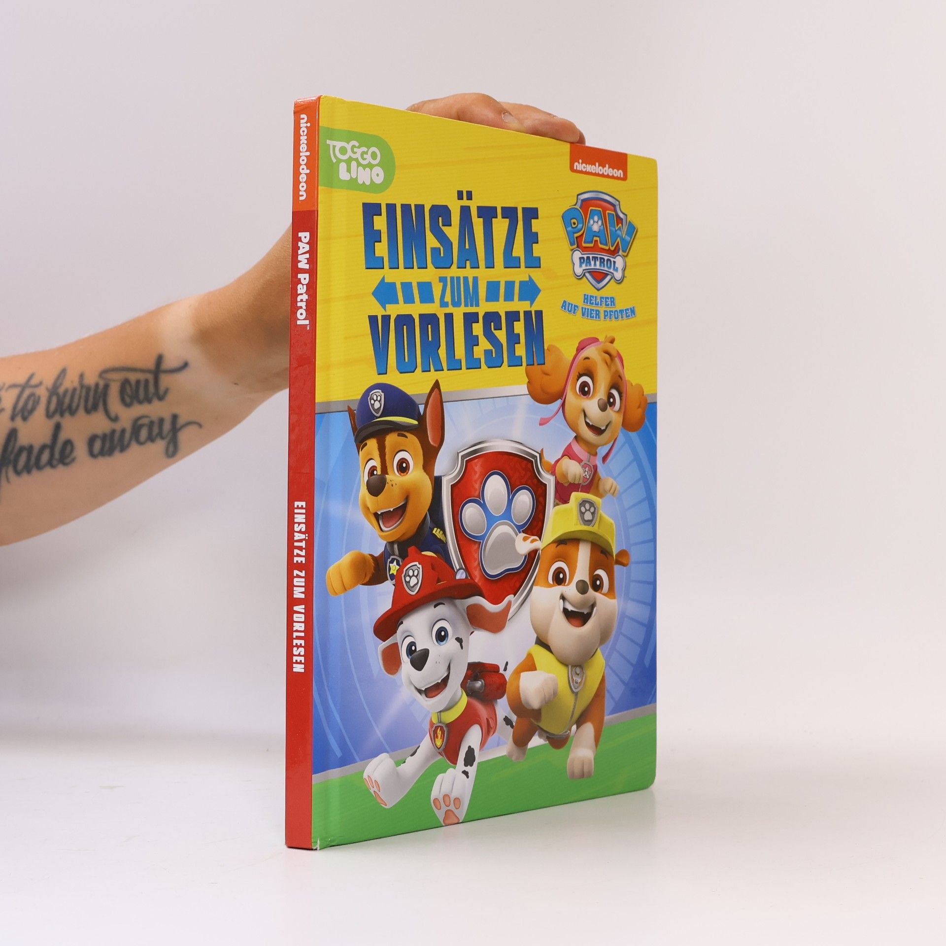 Autorenkollektiv Paw Patrol, Helfer auf vier Pfoten - Einsätze zum Vorlesen