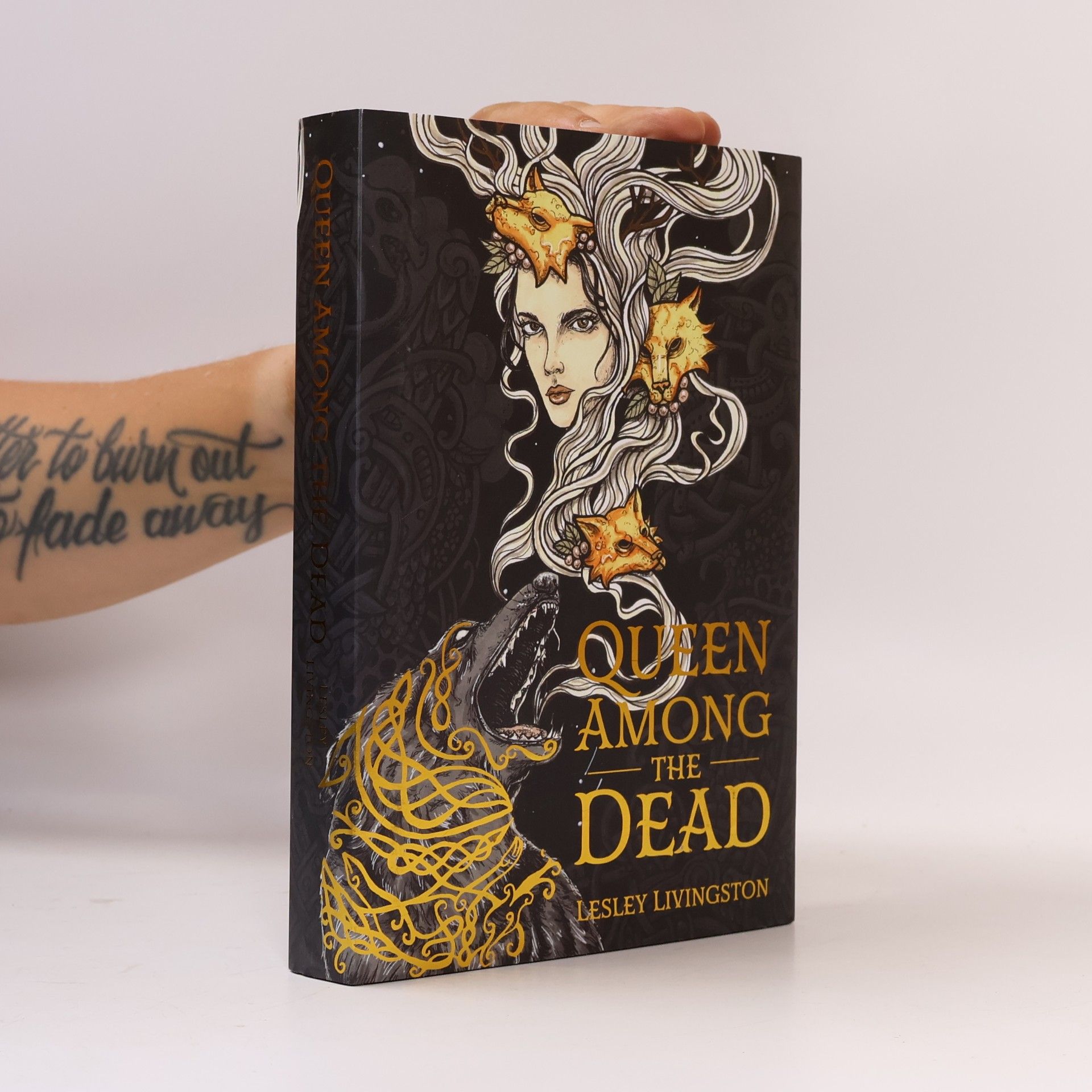 Lesley Livingston Queen Among the Dead