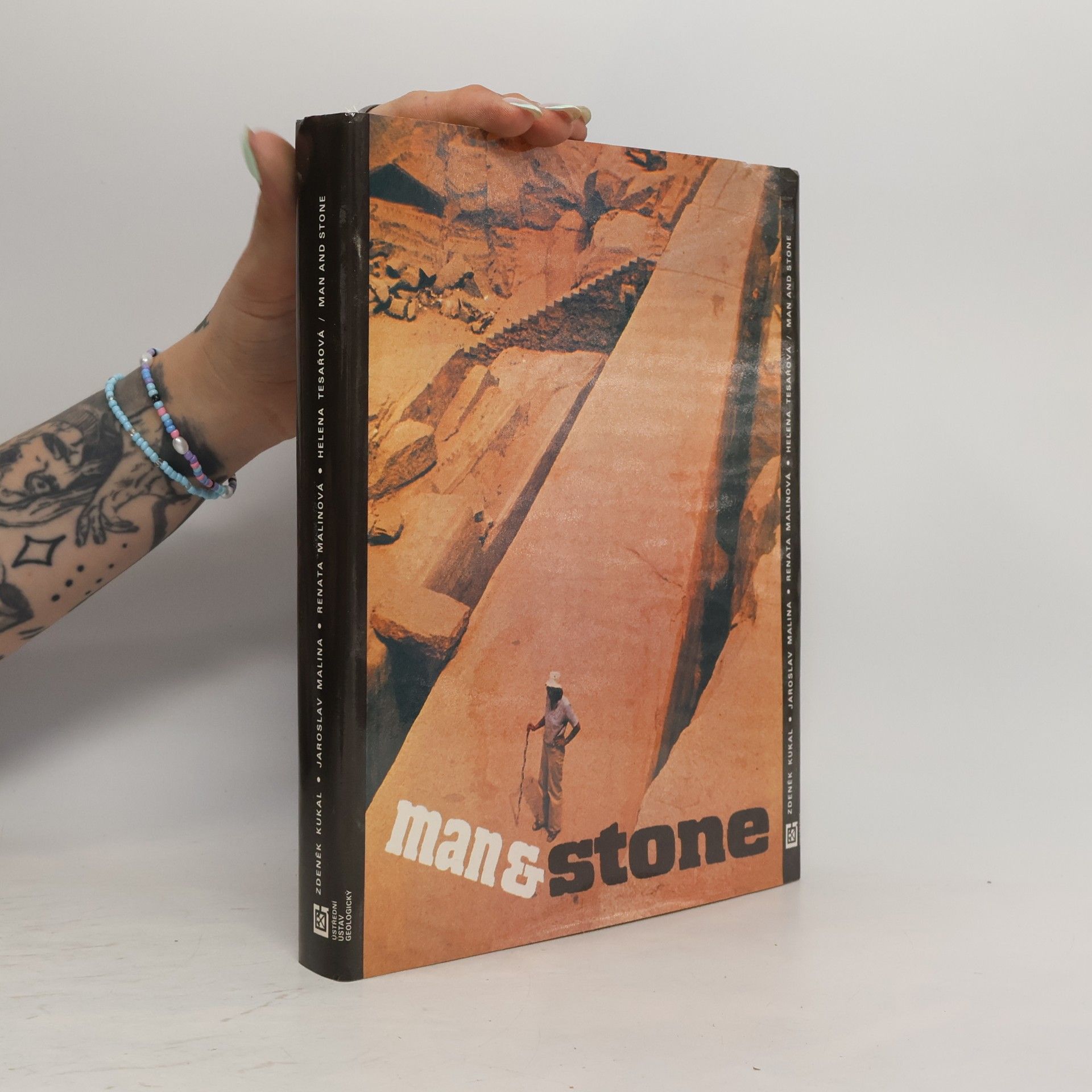 Autorenkollektiv Man and Stone