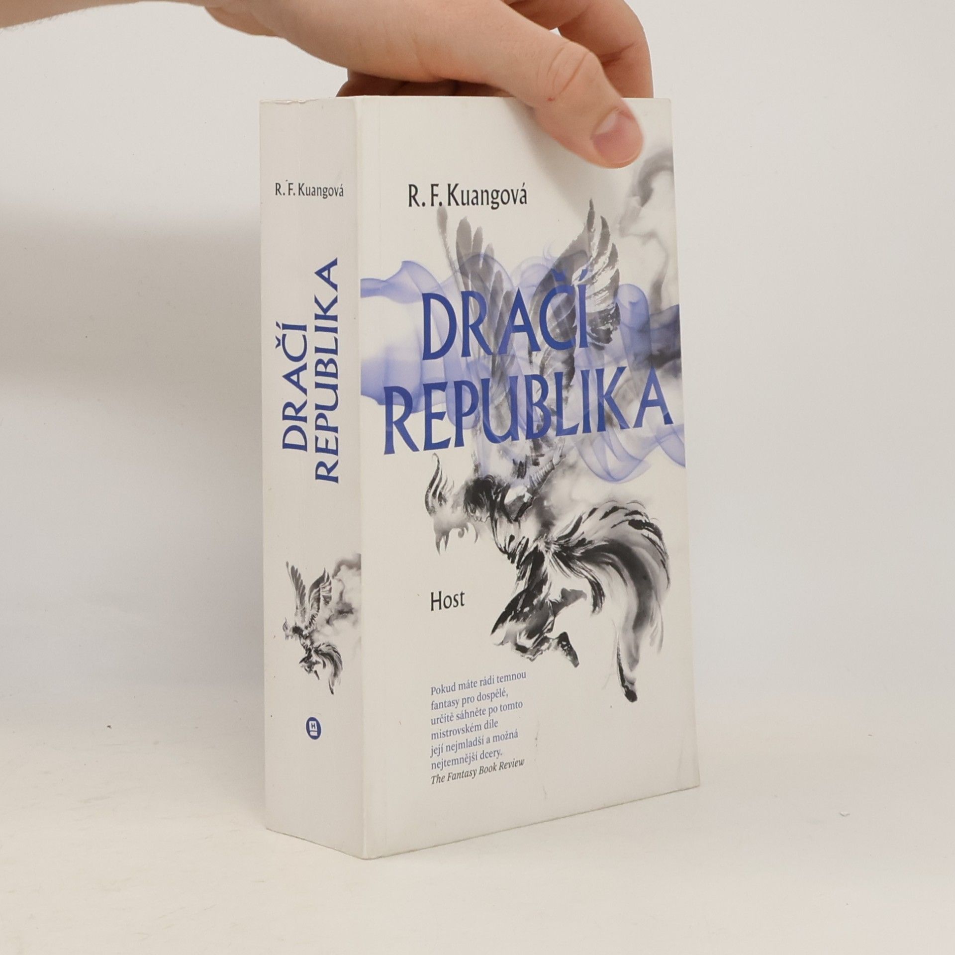 Rebecca Kuang Dračí republika
