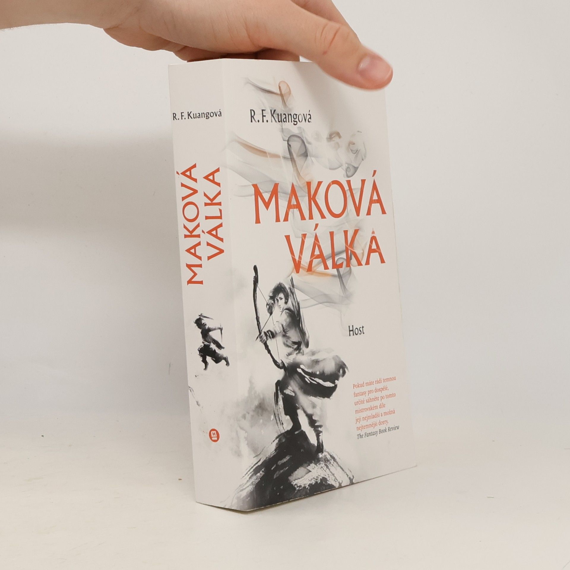 Rebecca Kuang Maková válka