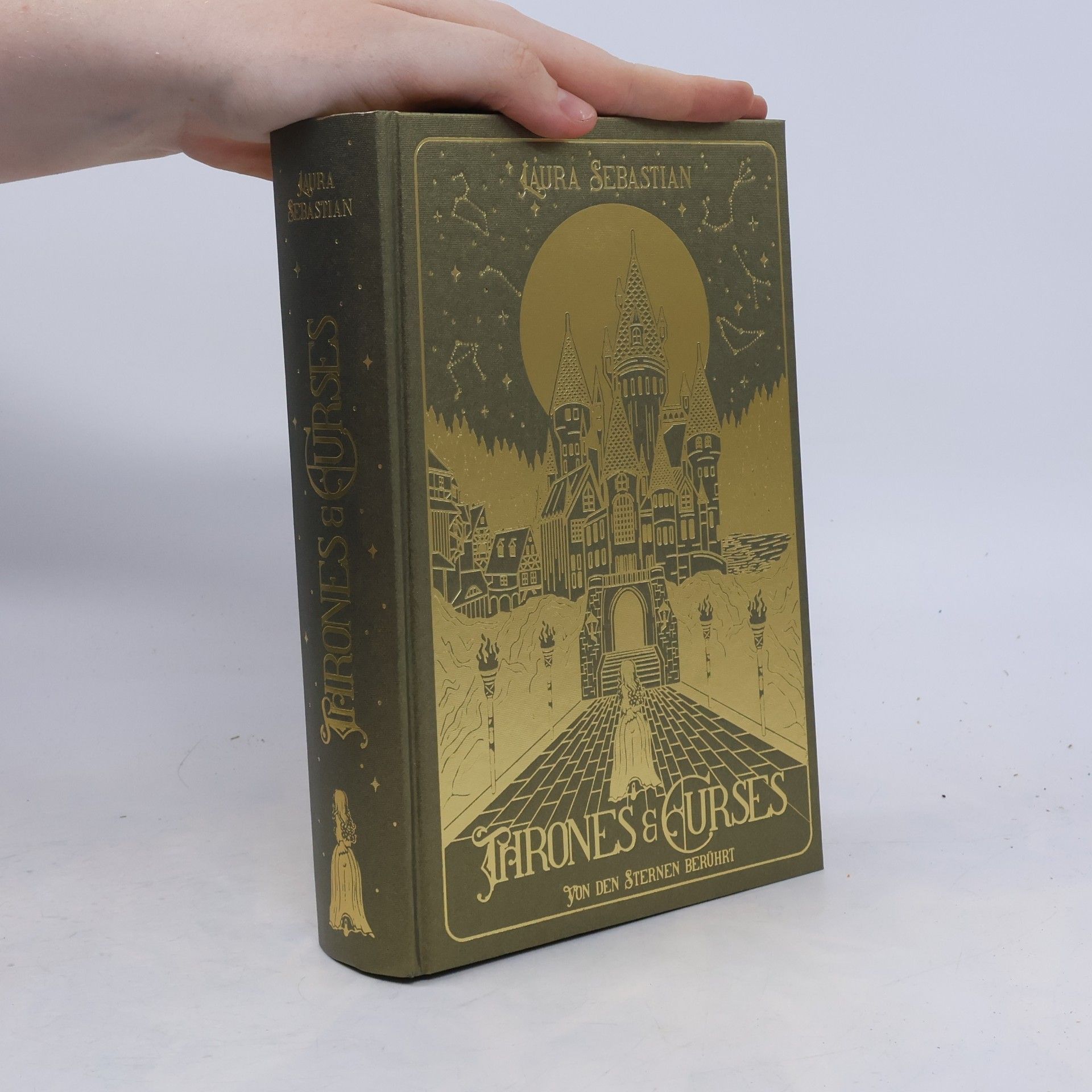 Laura Sebastian Thrones and Curses. Von den Sternen berührt