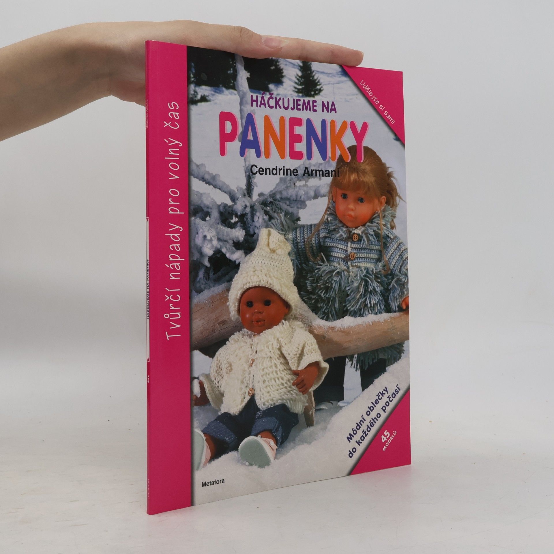 Cendrine Armani Háčkujeme na panenky