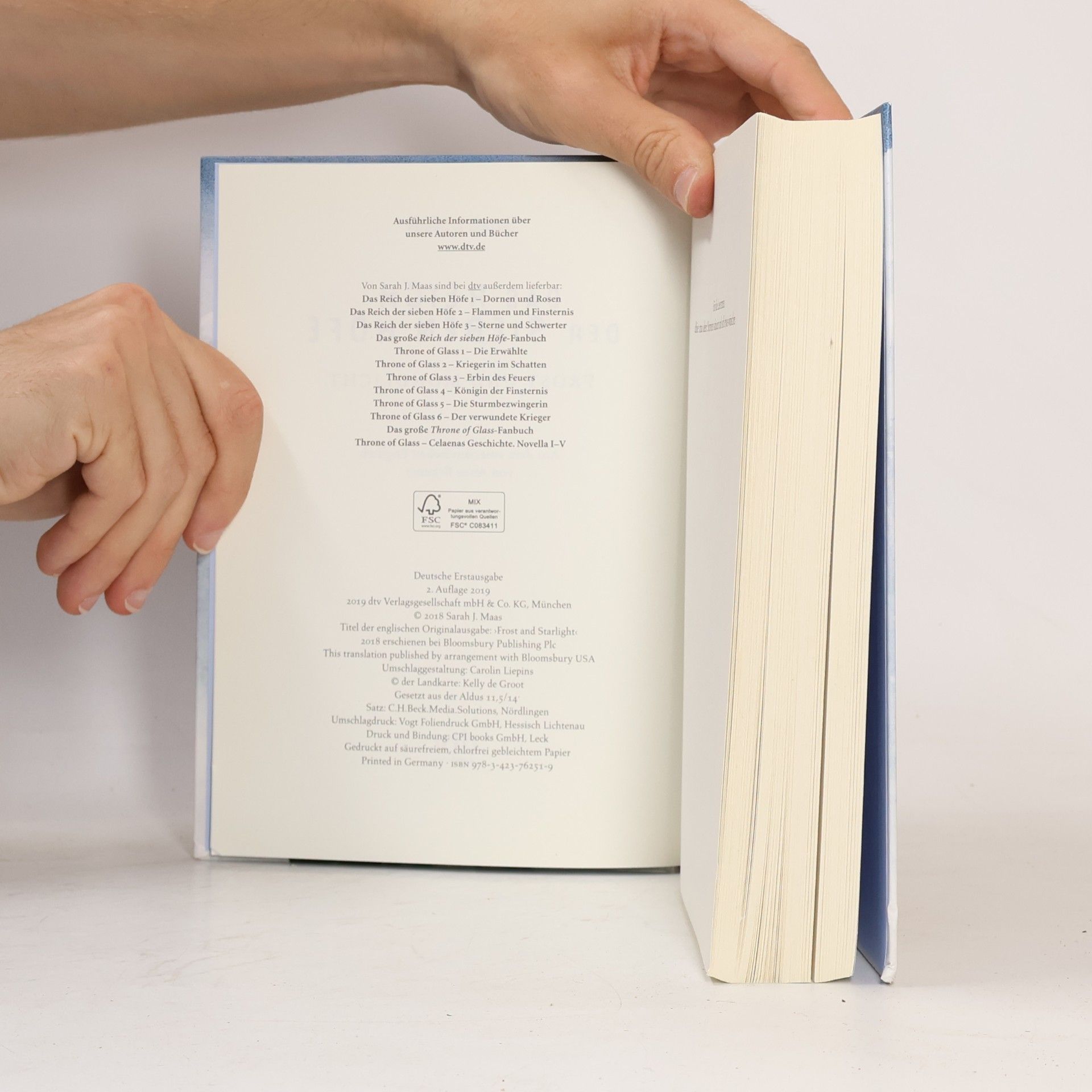 Sarah J. Maas Das Reich der sieben Höfe. Frost und Mondlicht