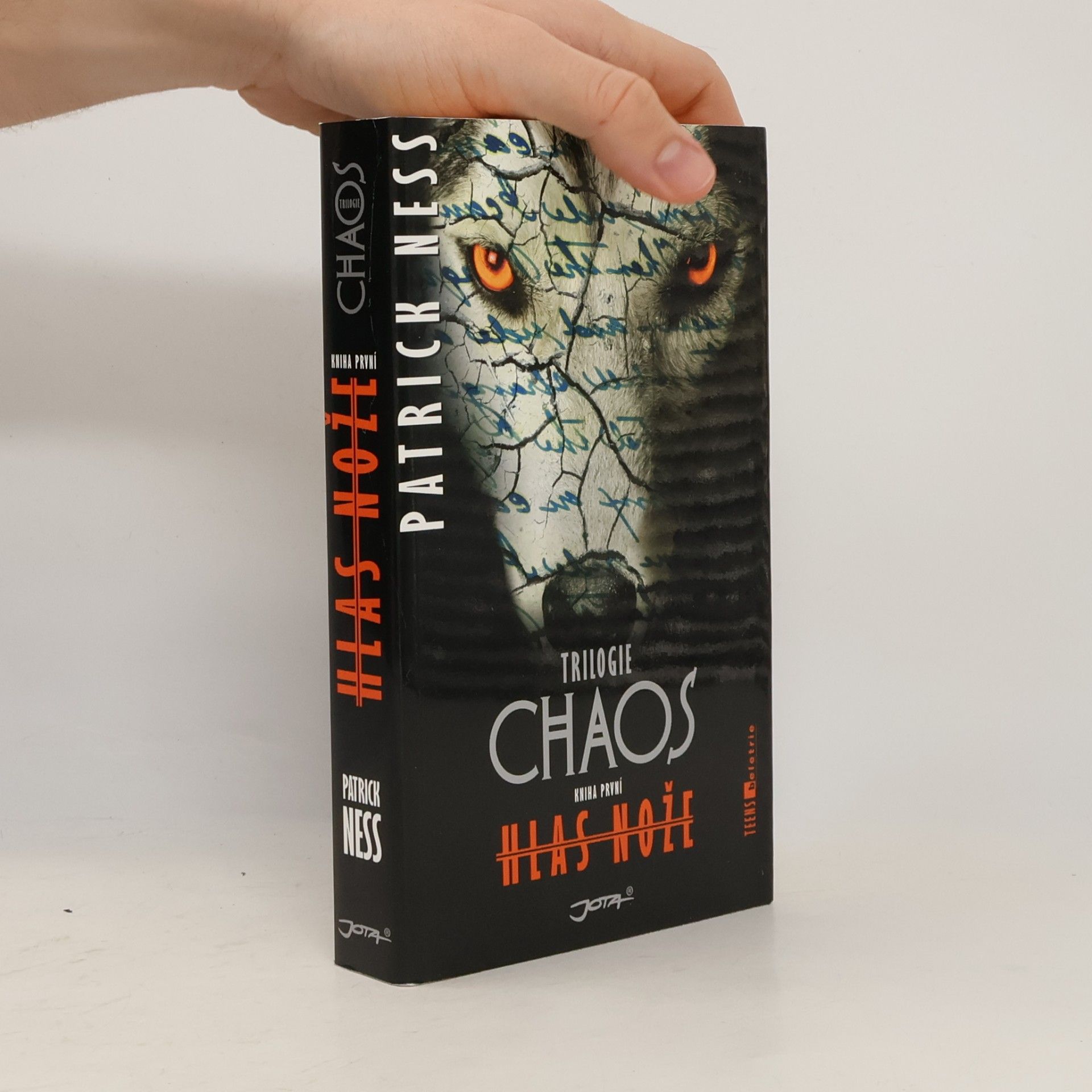 Patrick Ness Chaos. Kniha první. Hlas nože