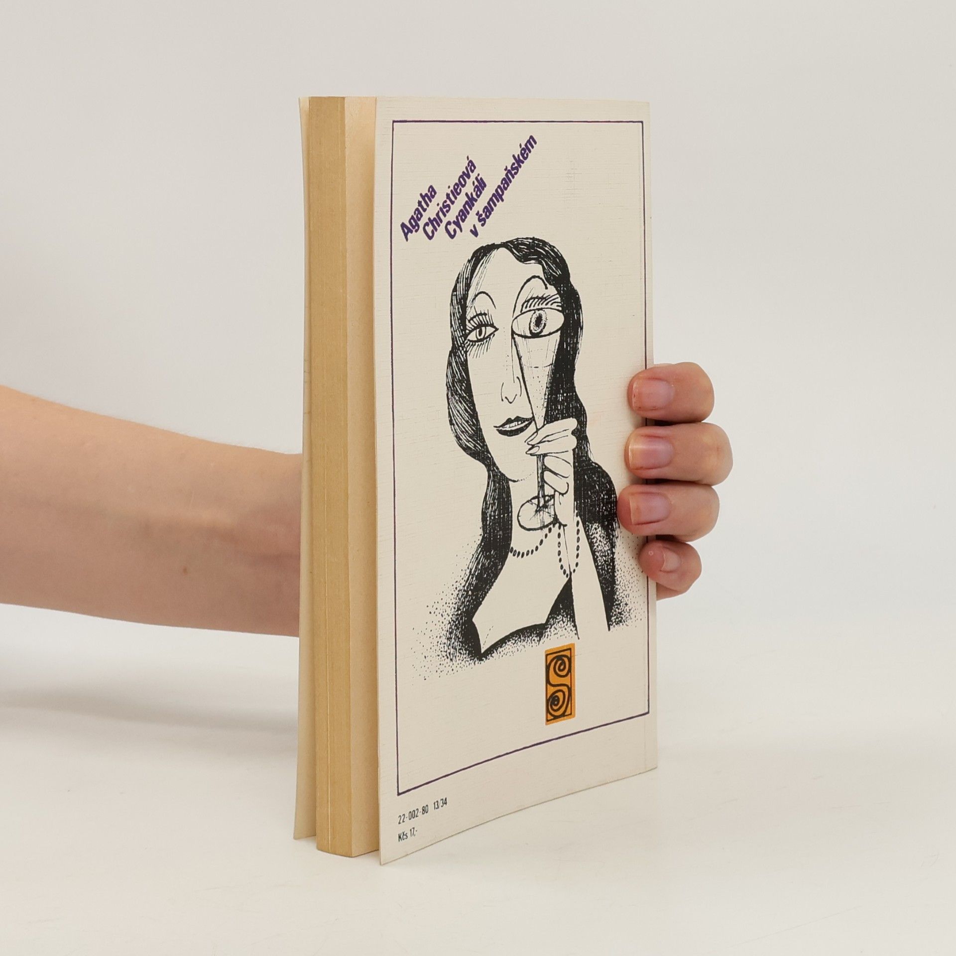 Agatha Christie Cyankáli v šampaňském