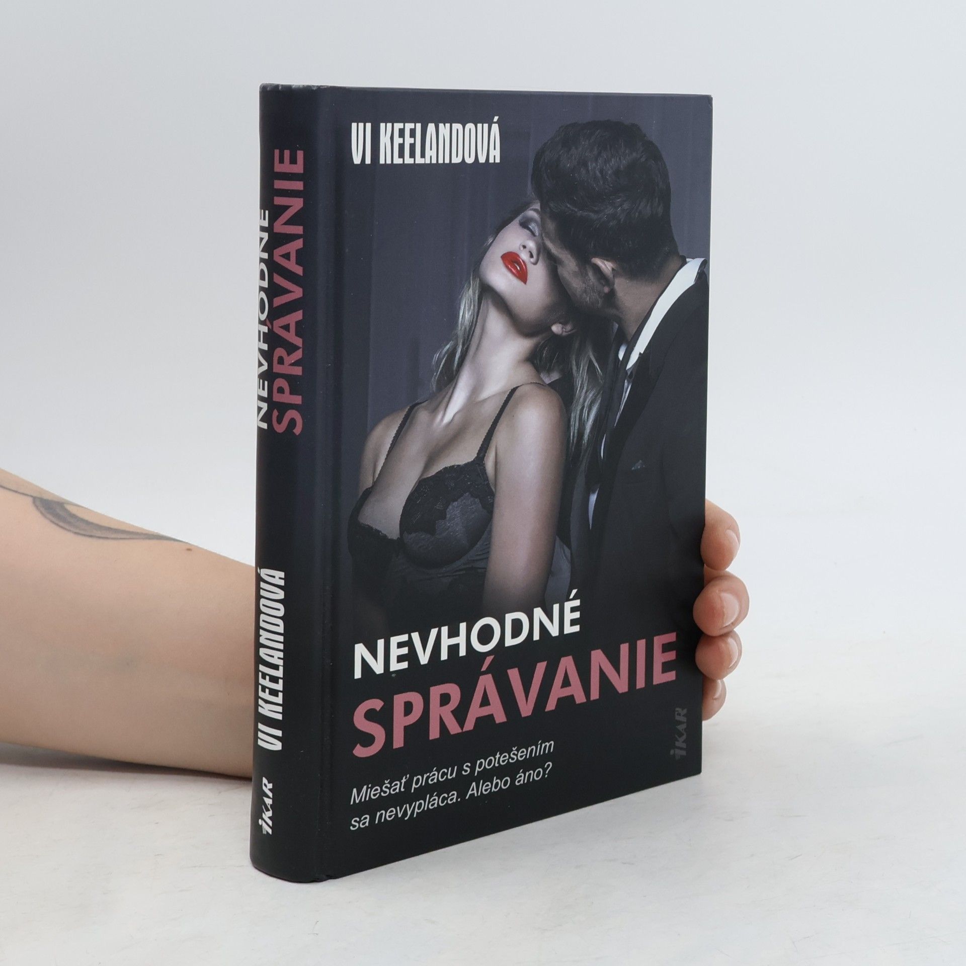 Vi Keeland Nevhodné správanie