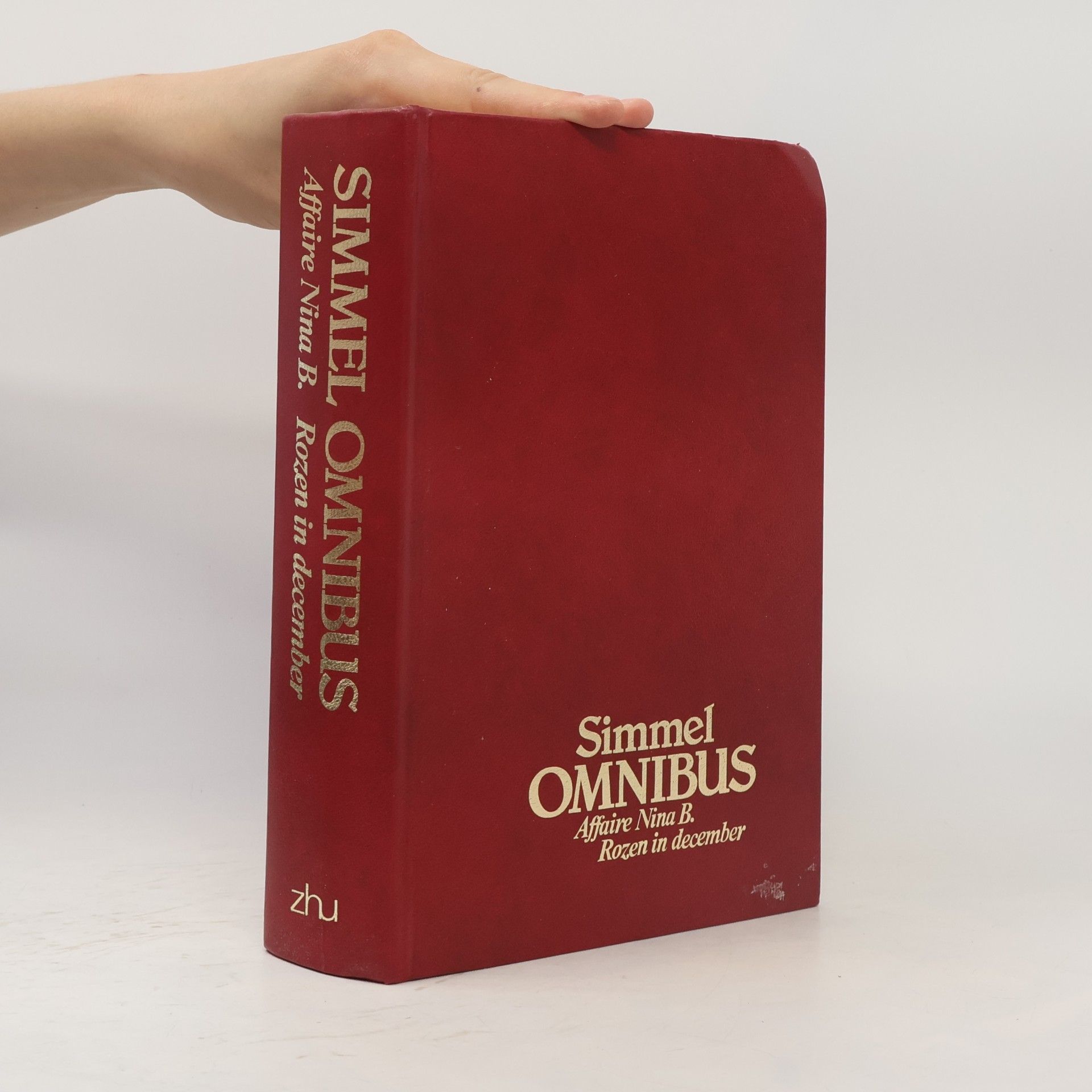 Johannes Mario Simmel Omnibus. Affaire Nina B. Rozen in december