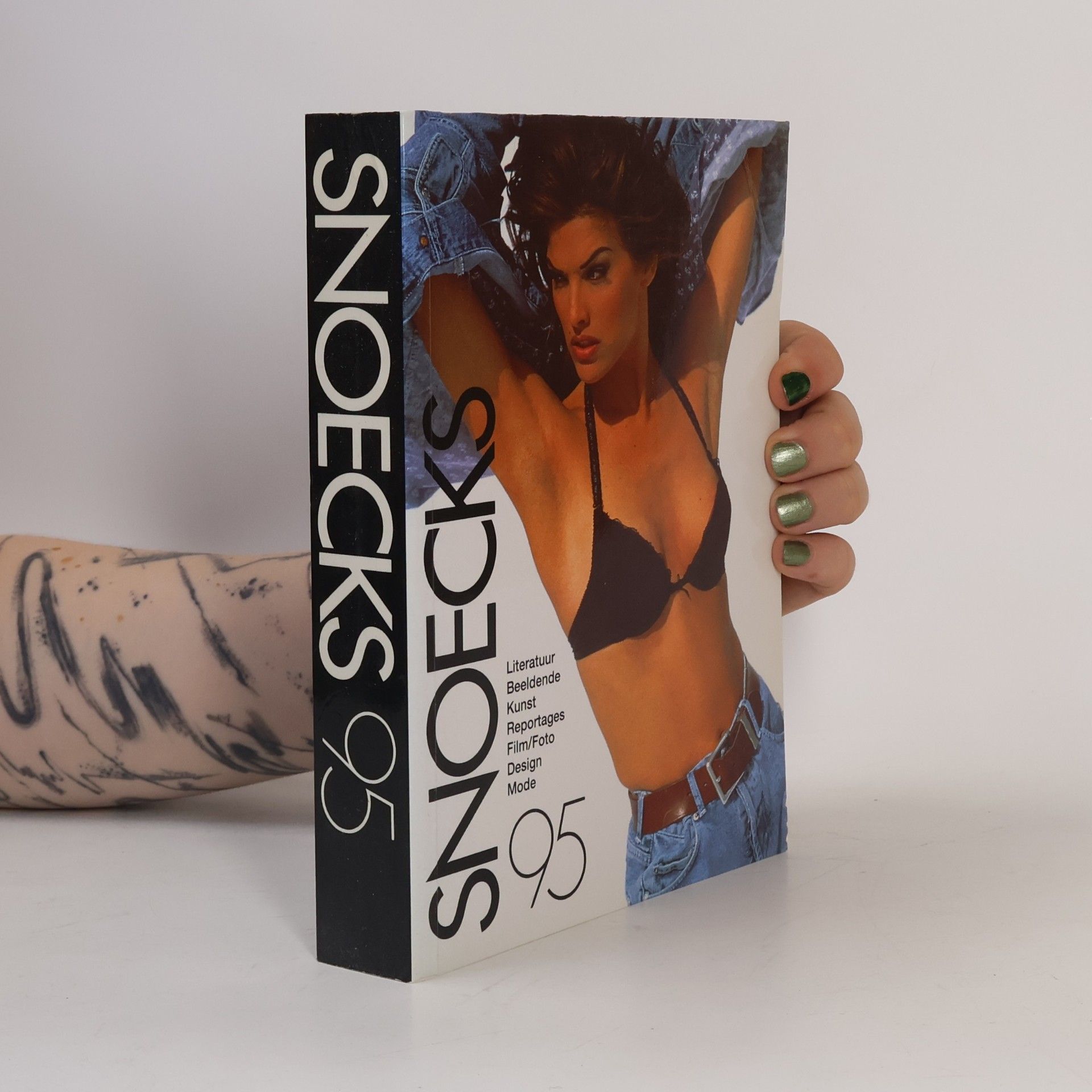 Autores varios SNOECKS