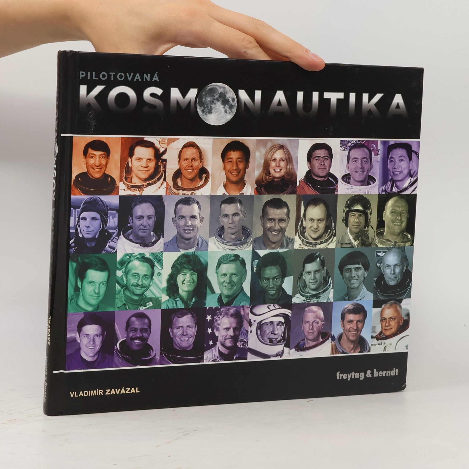 Vladimír Zavázal Pilotovaná kosmonautika