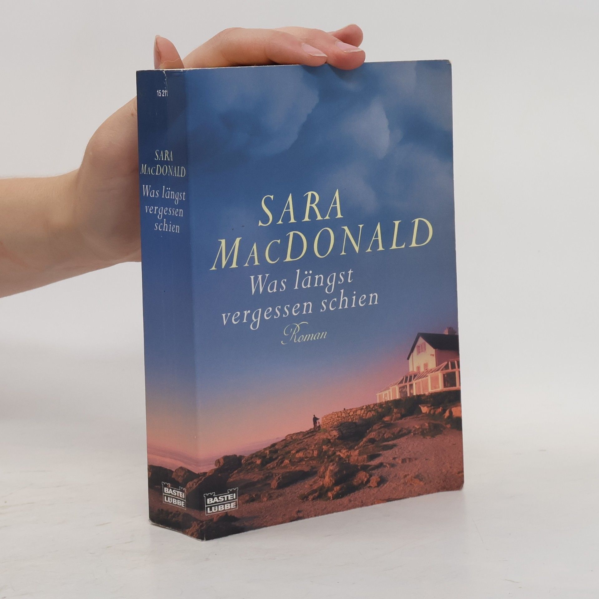 Sara MacDonald Was längst vergessen schien