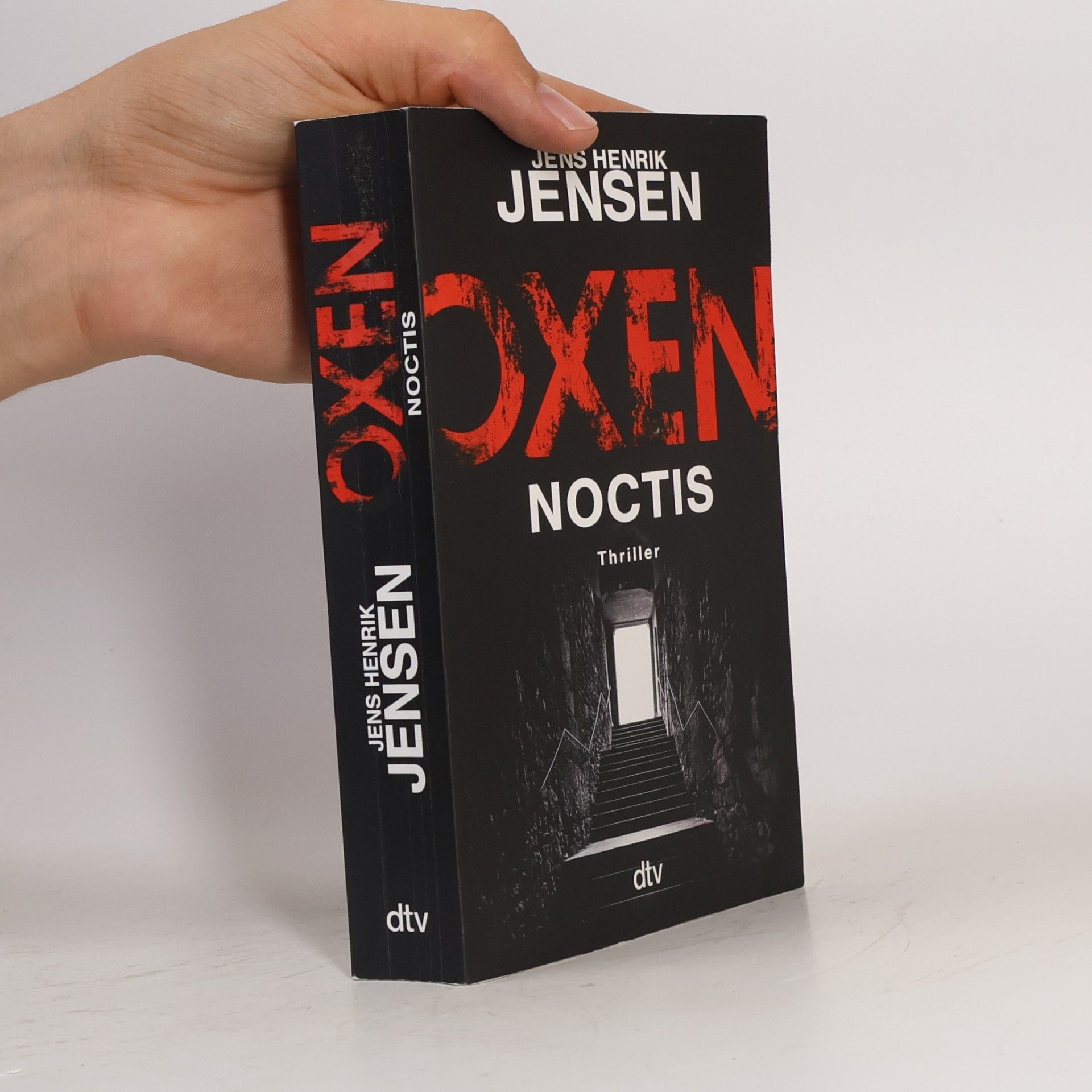 Jensen Jens Henrik Oxen. Noctis