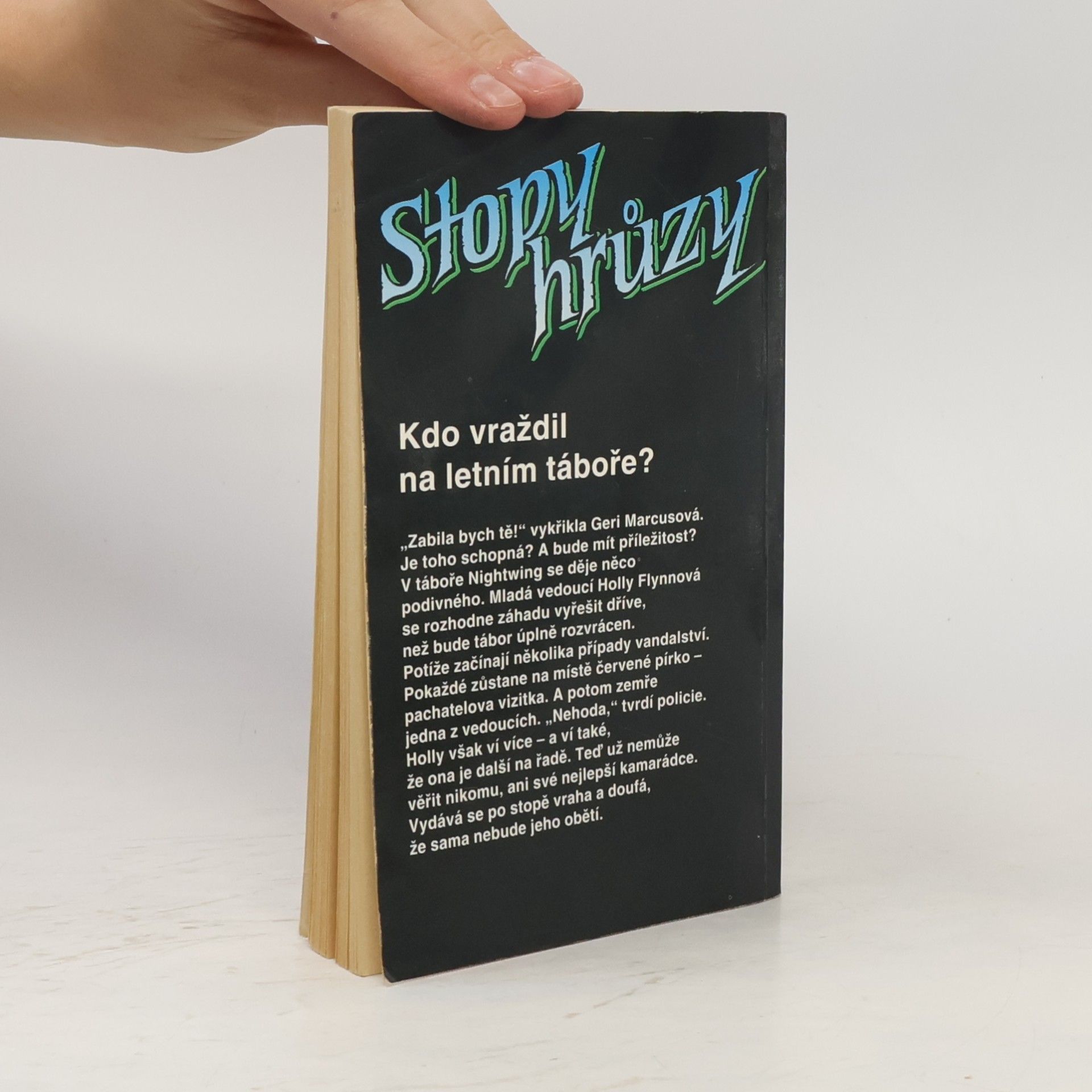 R. L. Stine Letní msta - Stopy hrůzy, svazek 13