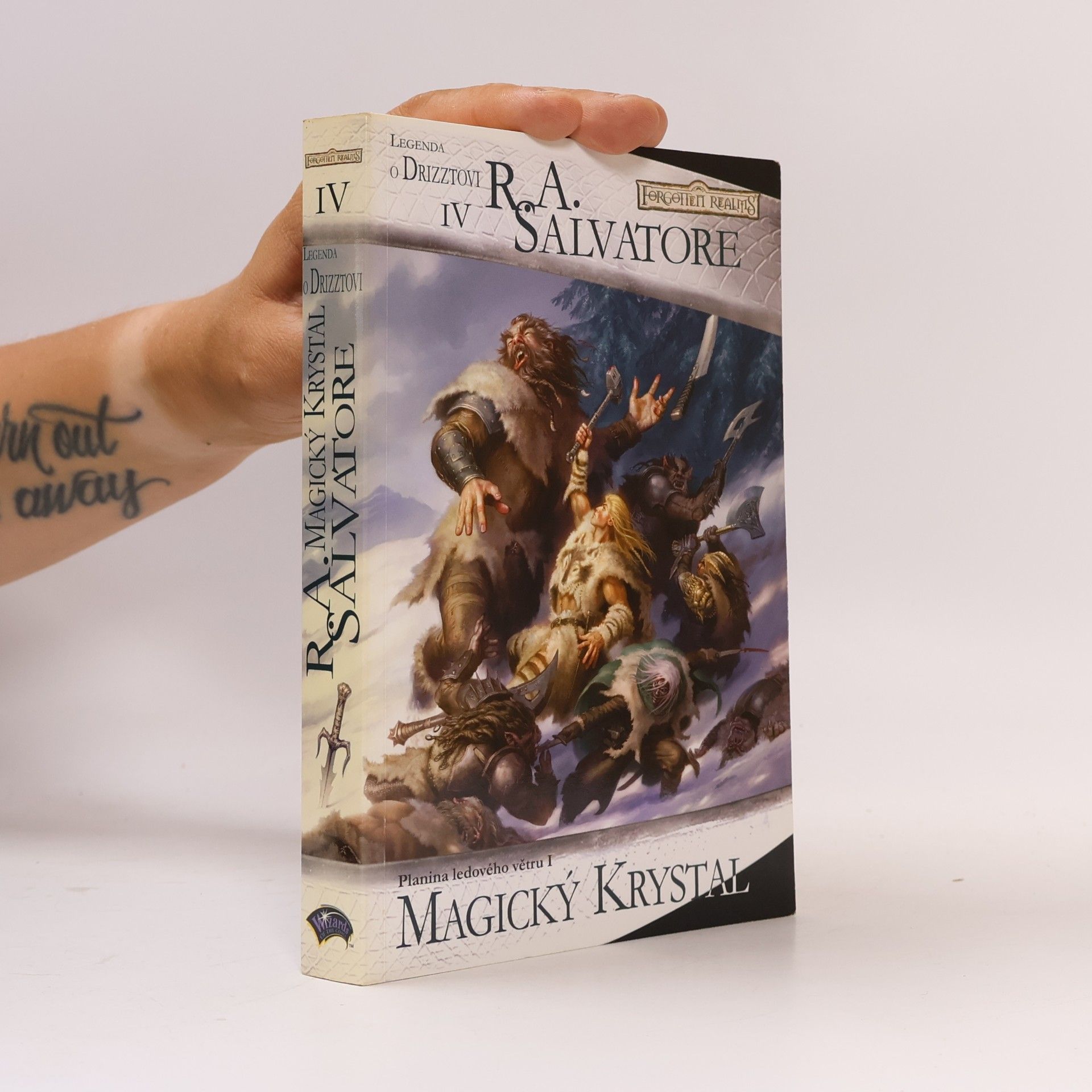 R. A. Salvatore Planina ledového větru I. Magický krystal