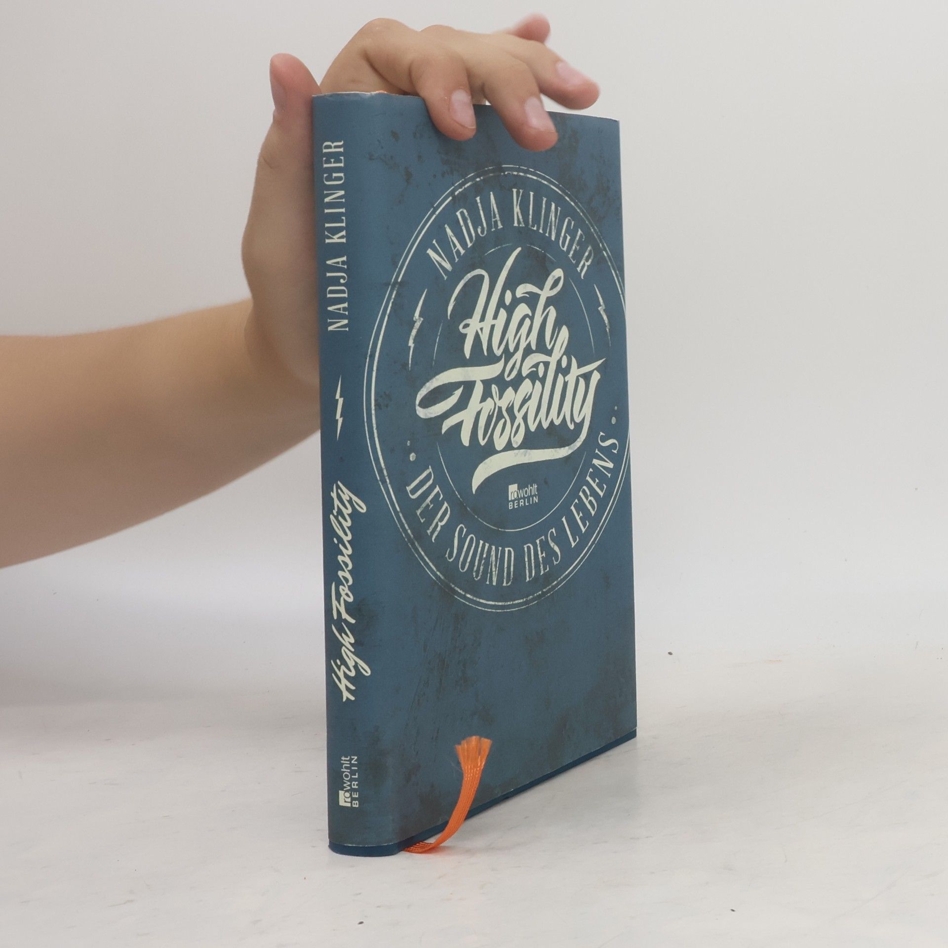 Nadja Klinger High Fossility