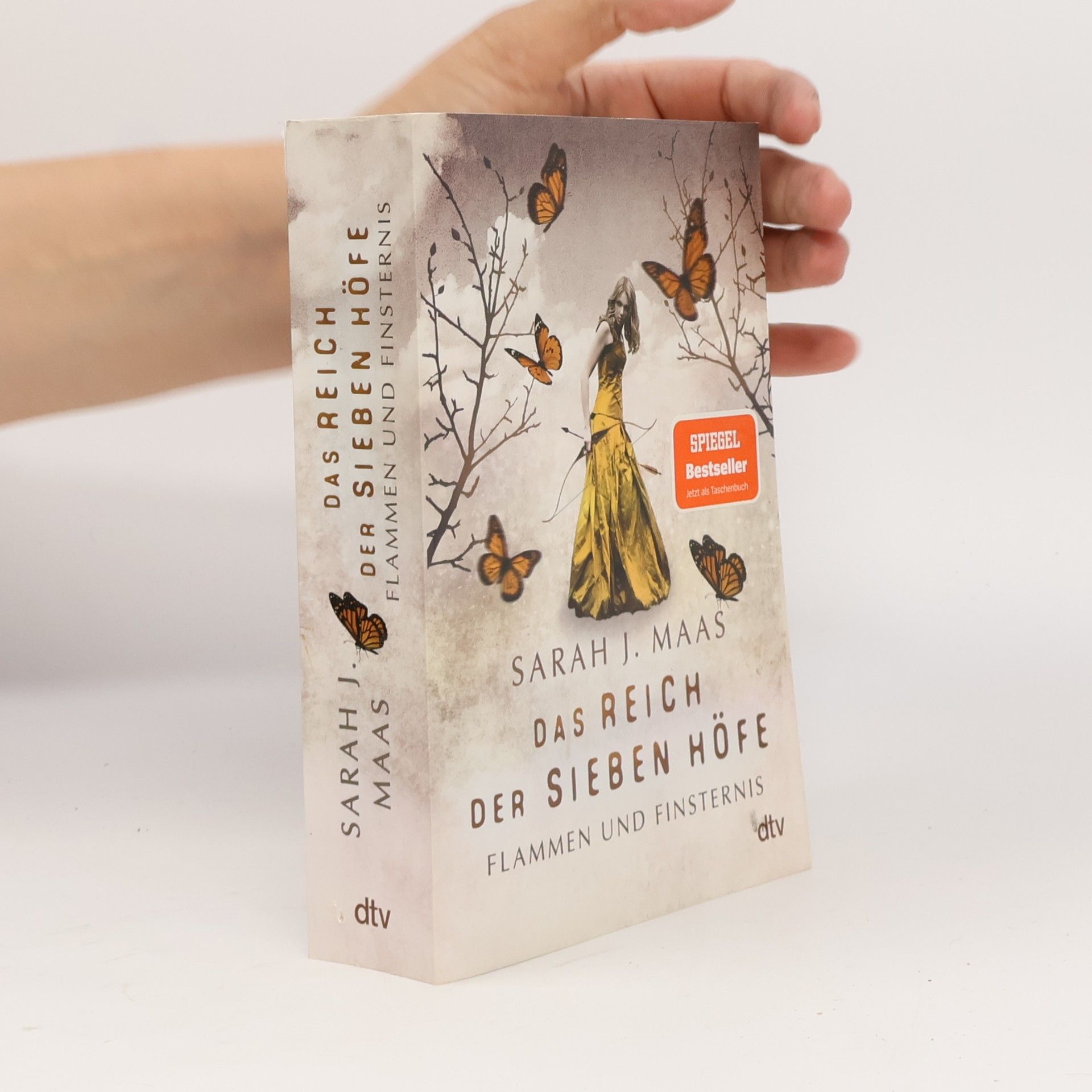 Sarah J. Maas Das Reich der Sieben Höfe. Flammen und Finsternis