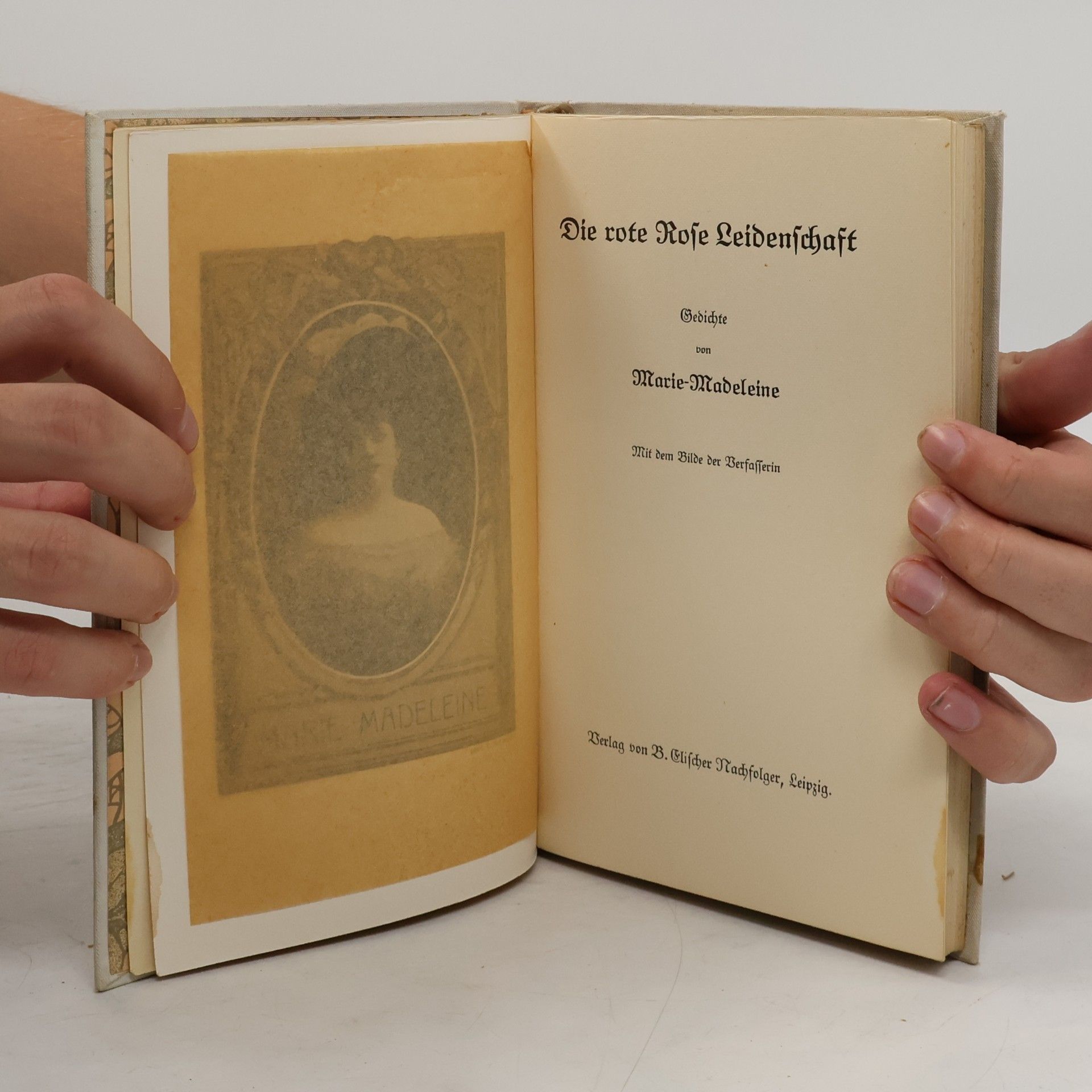 Marie Madeleine Die rote Rote Leidenschaft