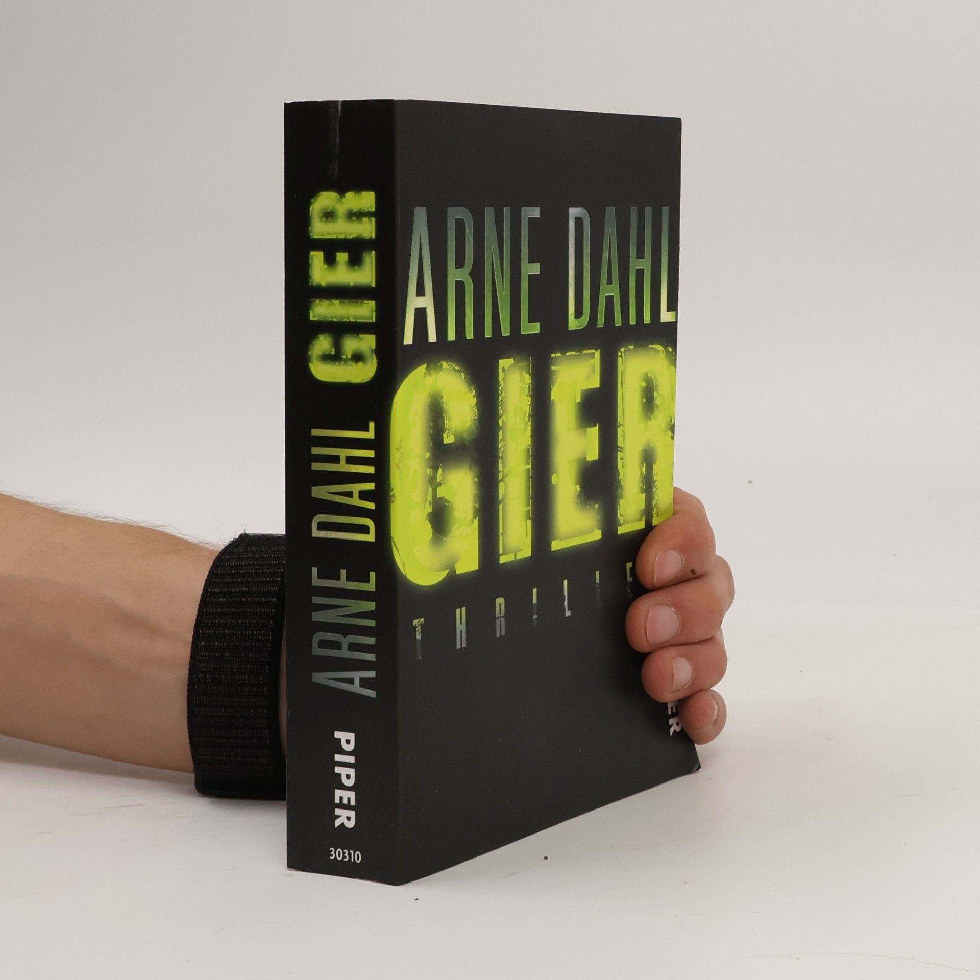 Arne Dahl Gier : thriller