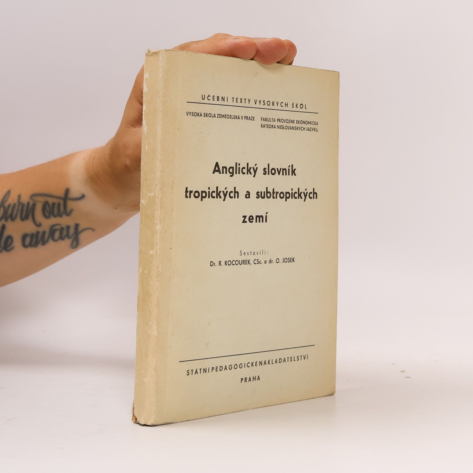 Anglický slovník tropických a subtropických zemí