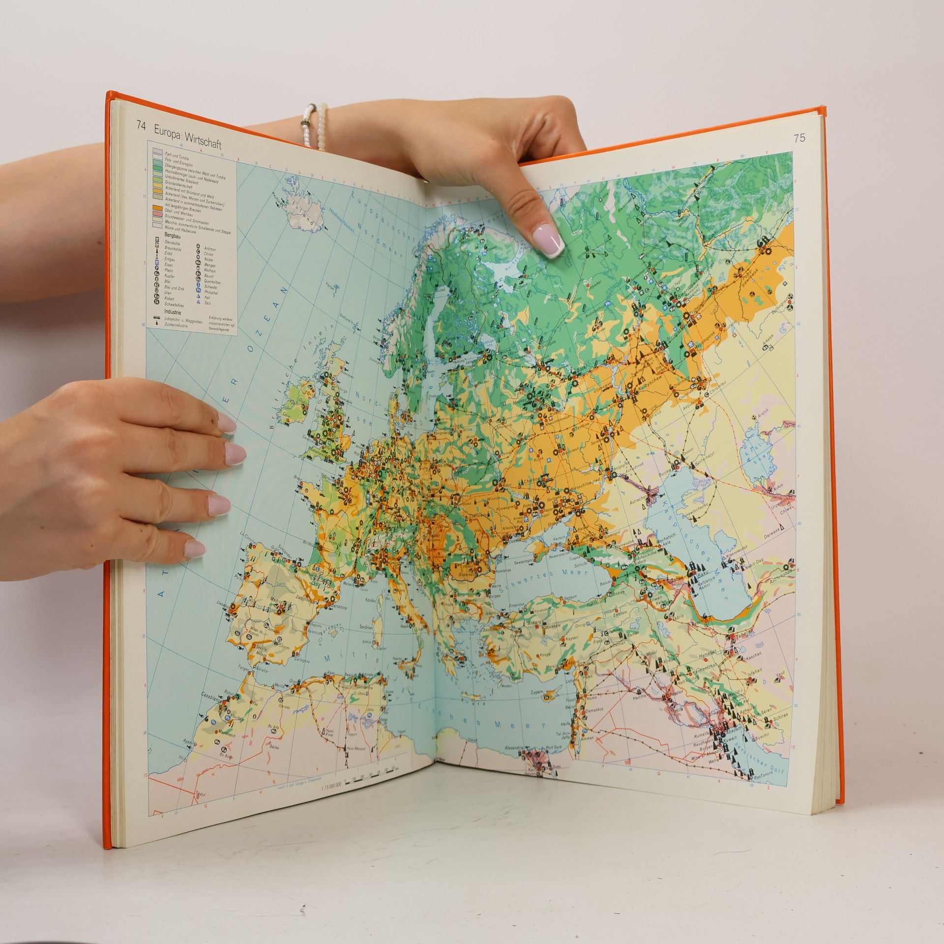 Various authors Unsere Welt. Große Ausgabe