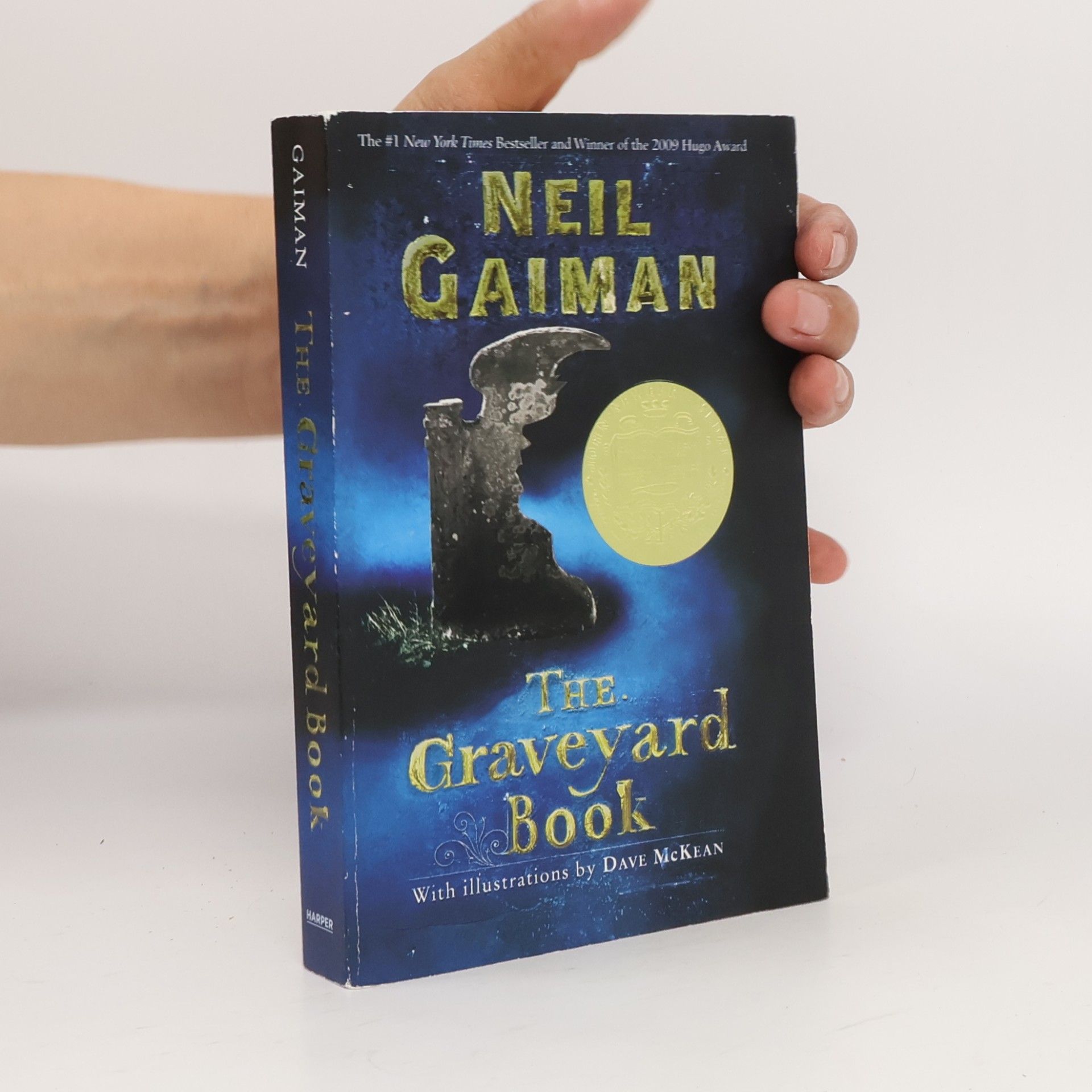 Neil Gaiman The Graveyard Book