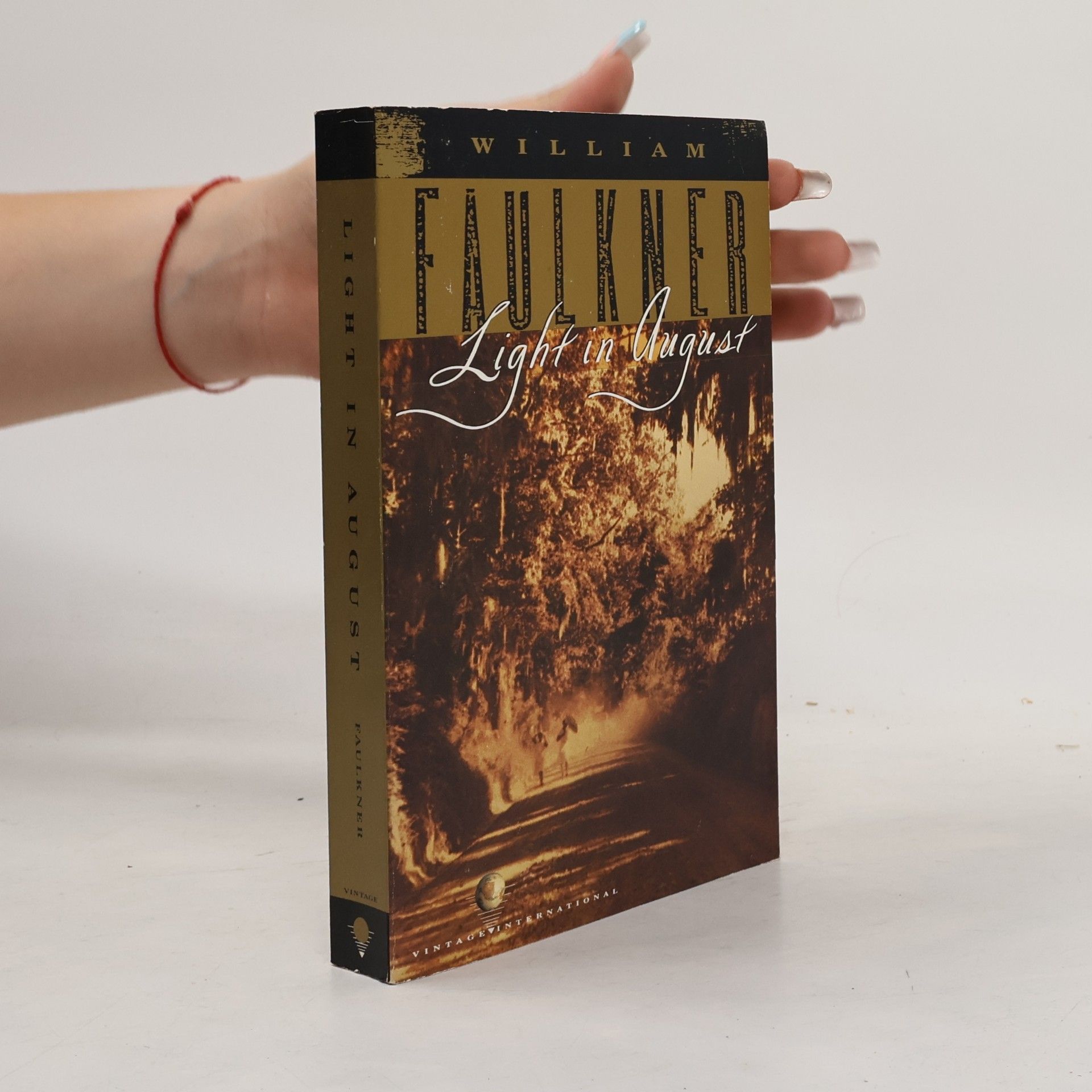 William Faulkner Light in August