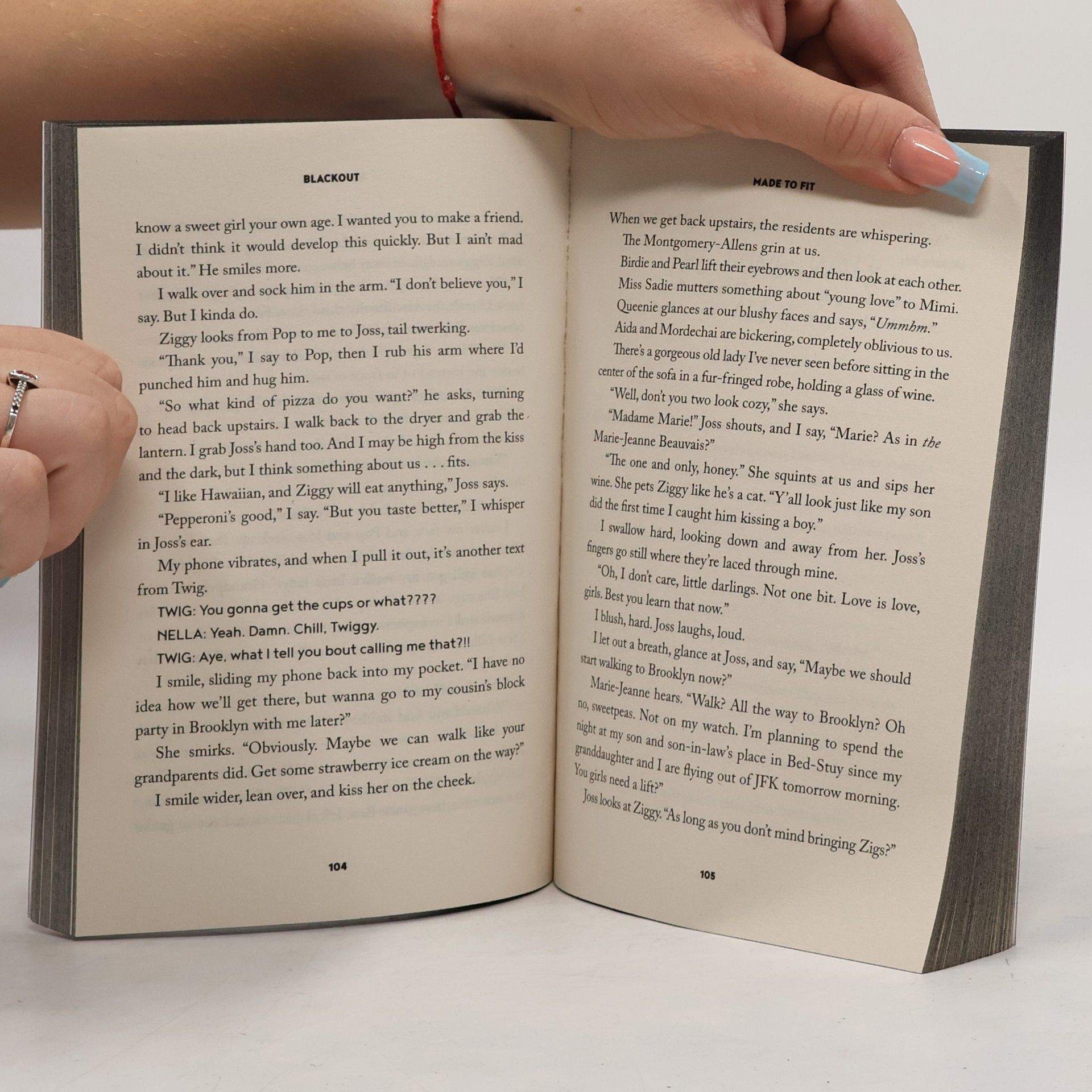 Nicola Yoon Blackout