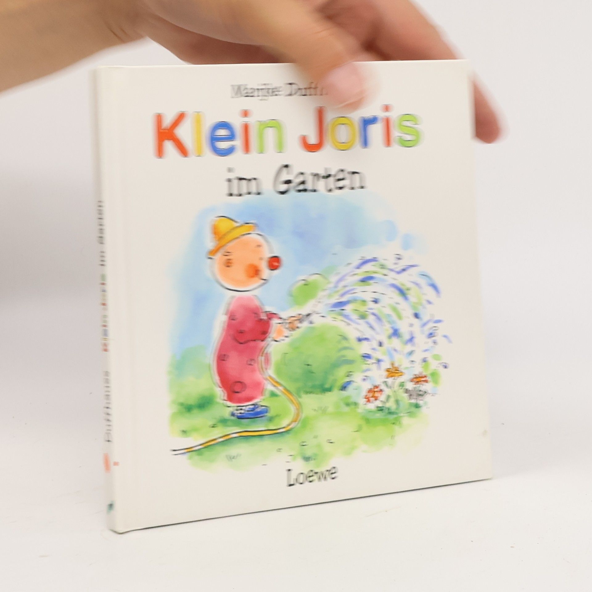 Marijke Duffhauss Waanzige Duffel: Klein Joris im Garten