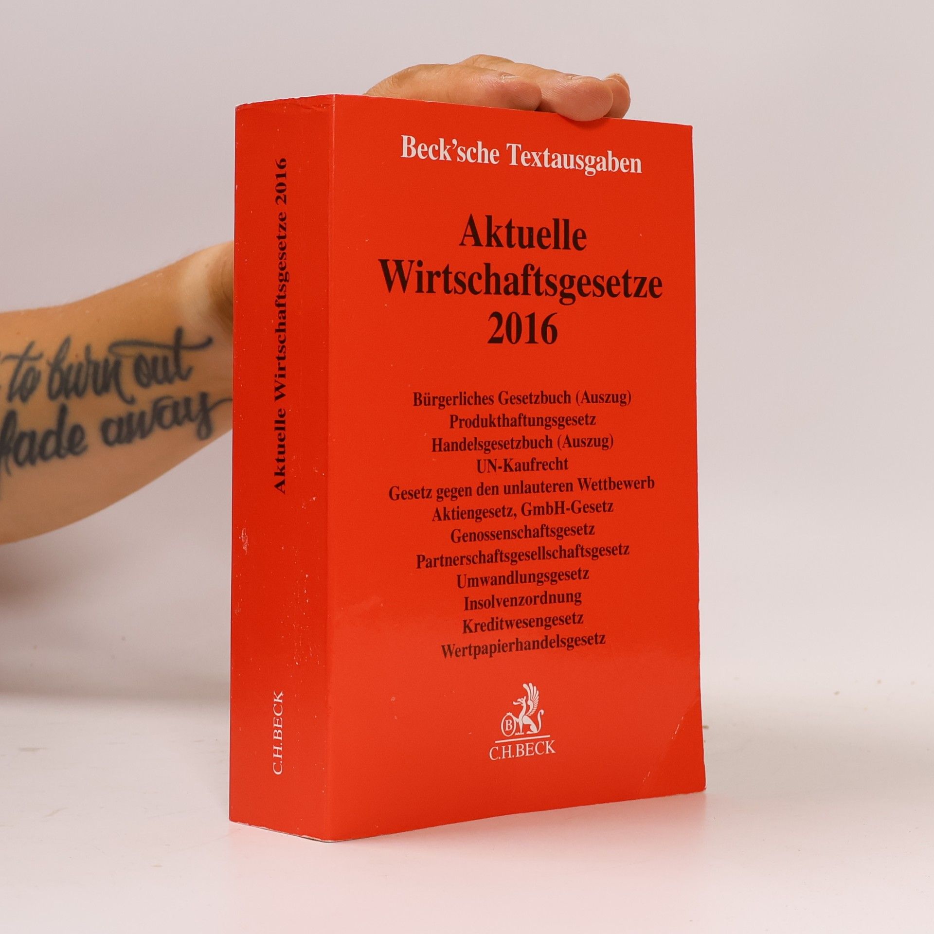 Autores varios Beck'sche Textausgaben: Aktuelle Wirtschaftsgesetze 2016: Rechtsstand: 8. Oktober 2015
