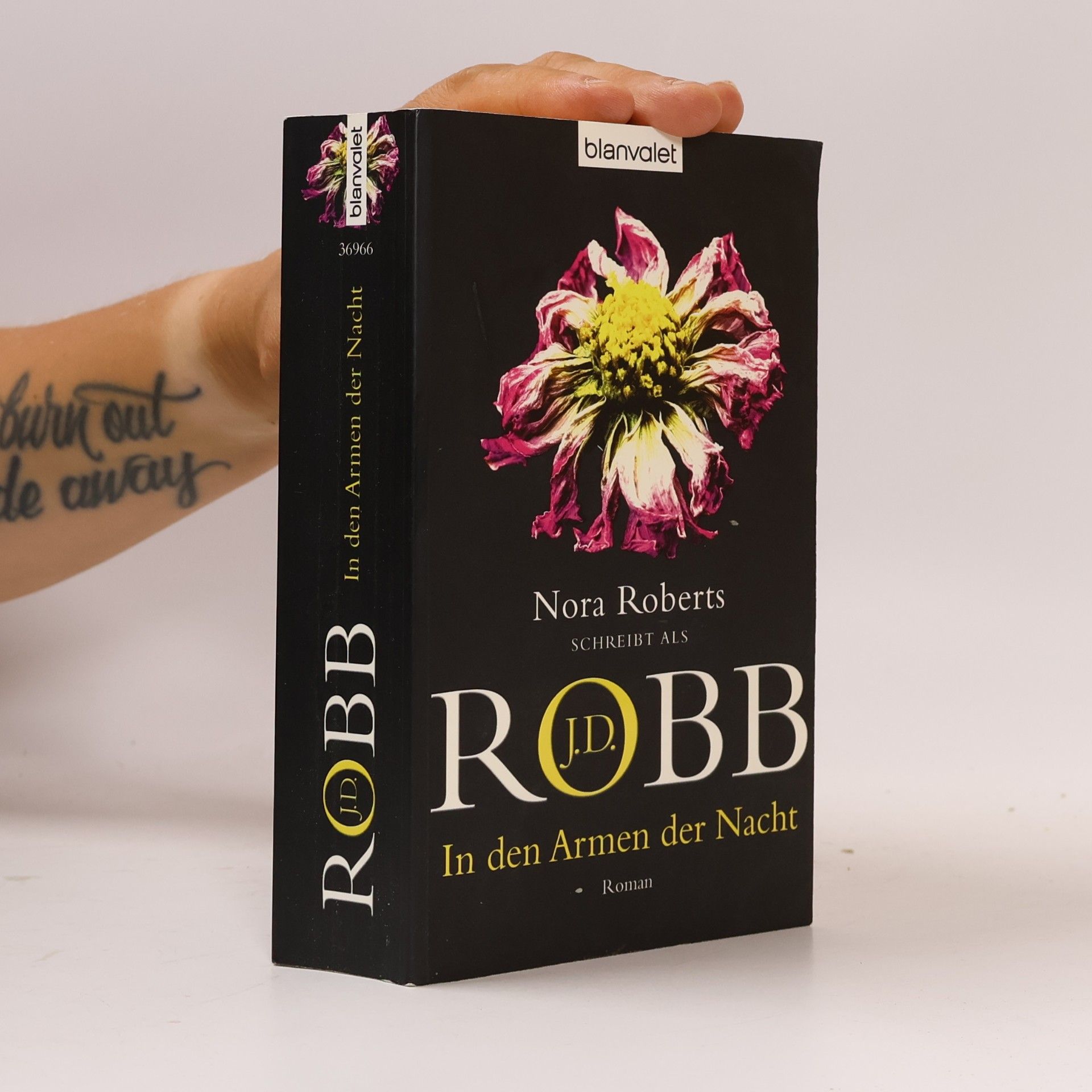 Nora Roberts In den Armen der Nacht