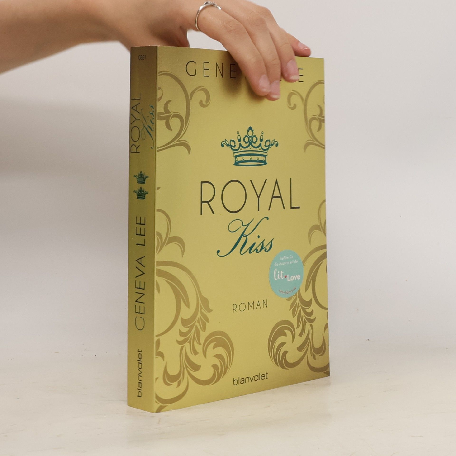 Geneva Lee Royal Kiss