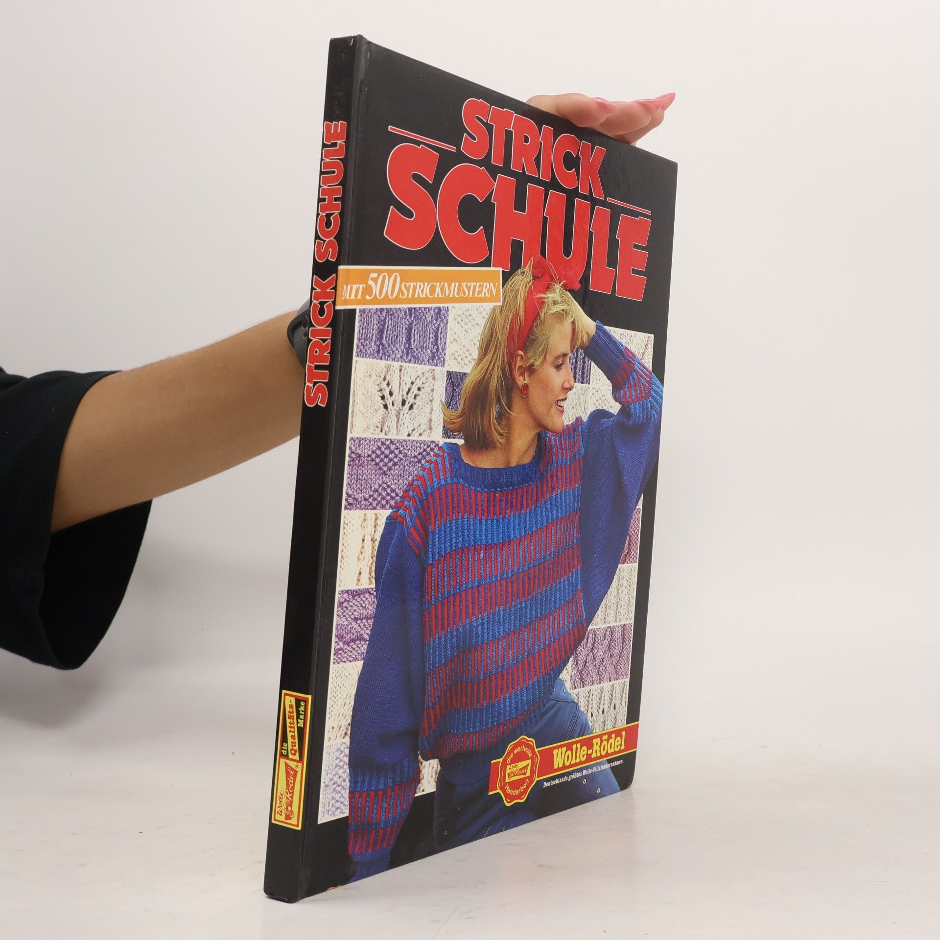 Collectif d'auteurs Strick Schule