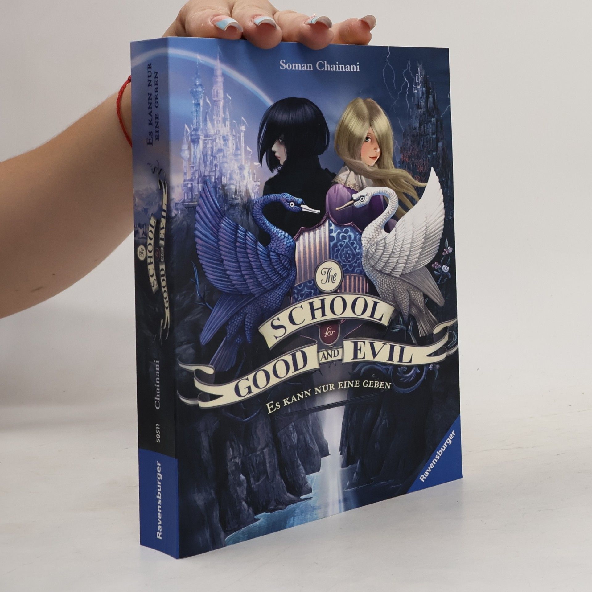 The School of Good and Evil