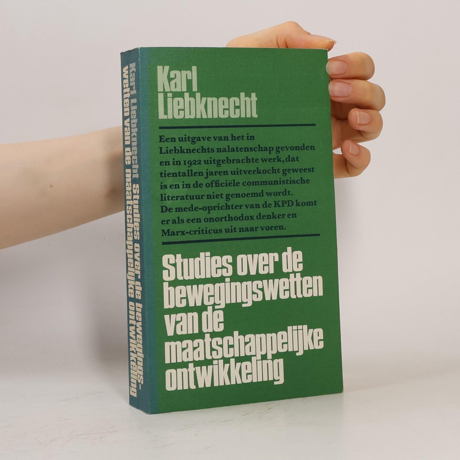 Studies over de bewegingswetten van de maatschappelijke ontwikkeling
