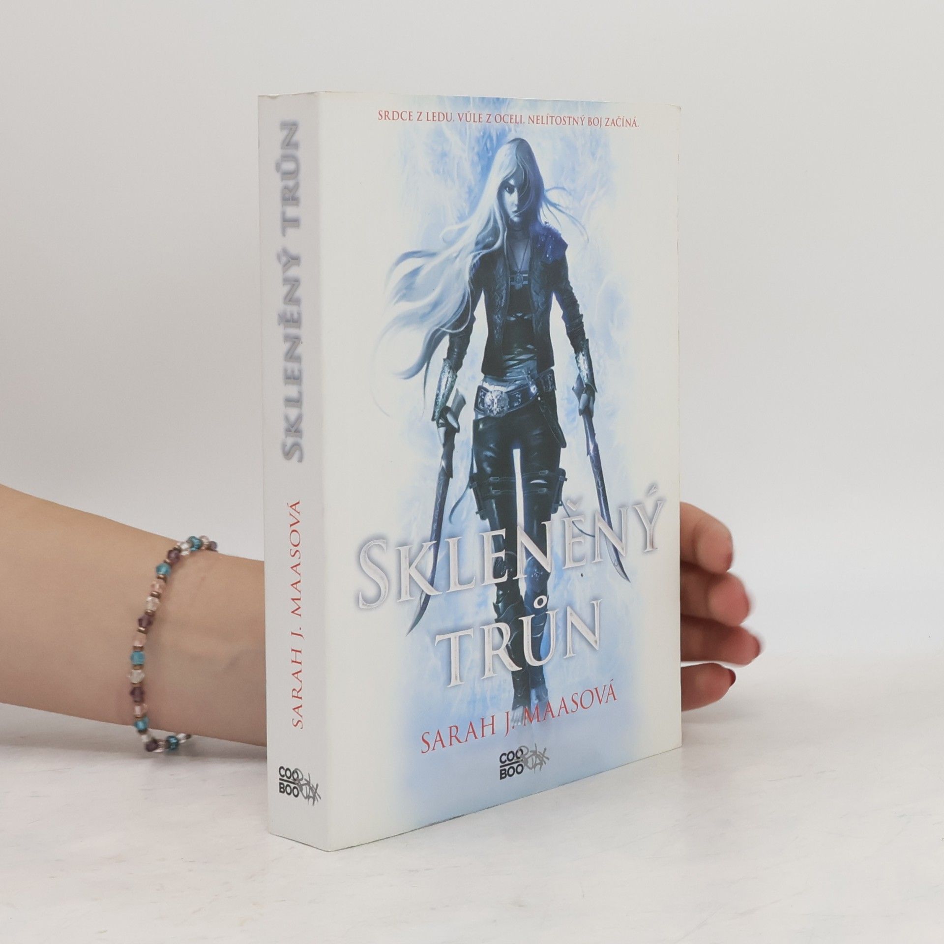 Sarah J. Maas Skleněný trůn