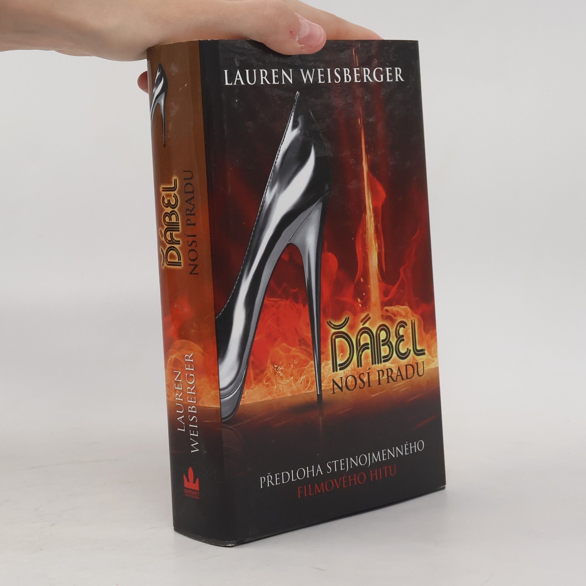 Lauren Weisberger Ďábel nosí Pradu