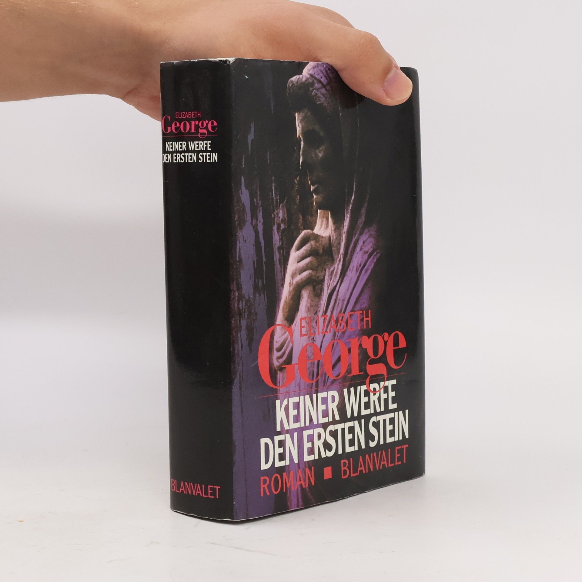 Elizabeth George Keiner werfe den ersten Stein