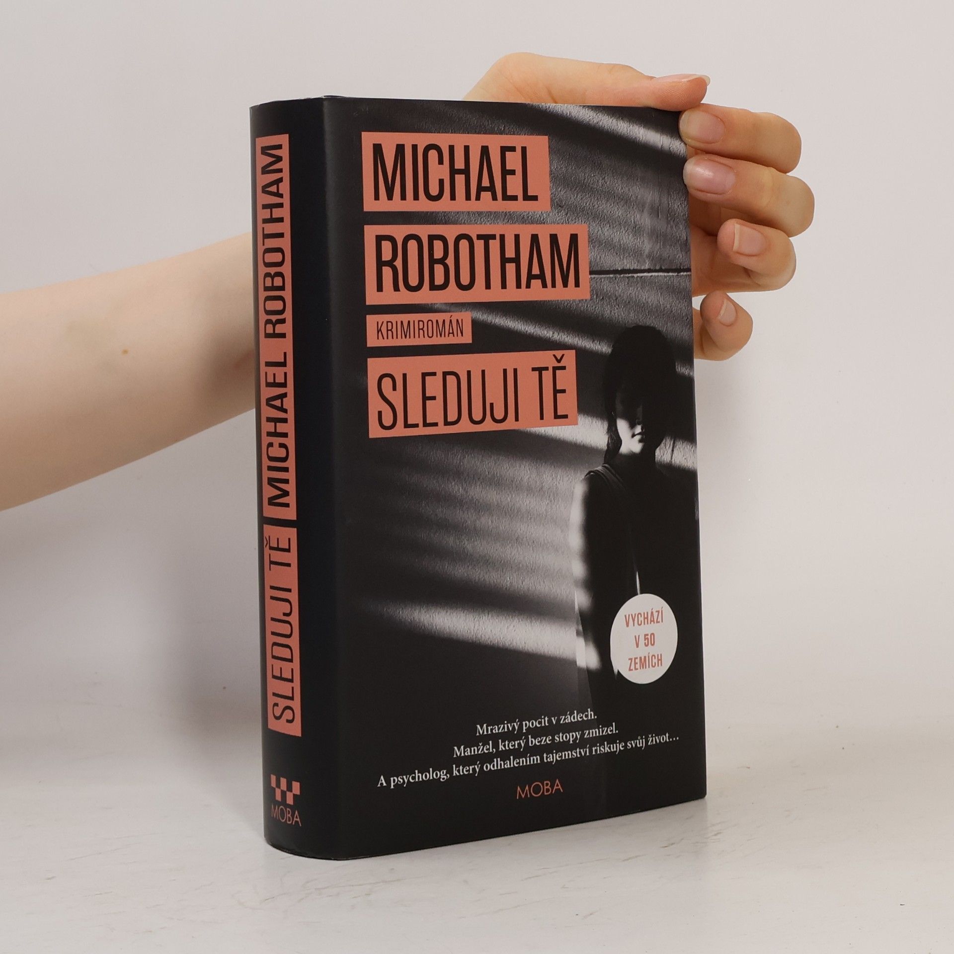 Michael Robotham Sleduji tě