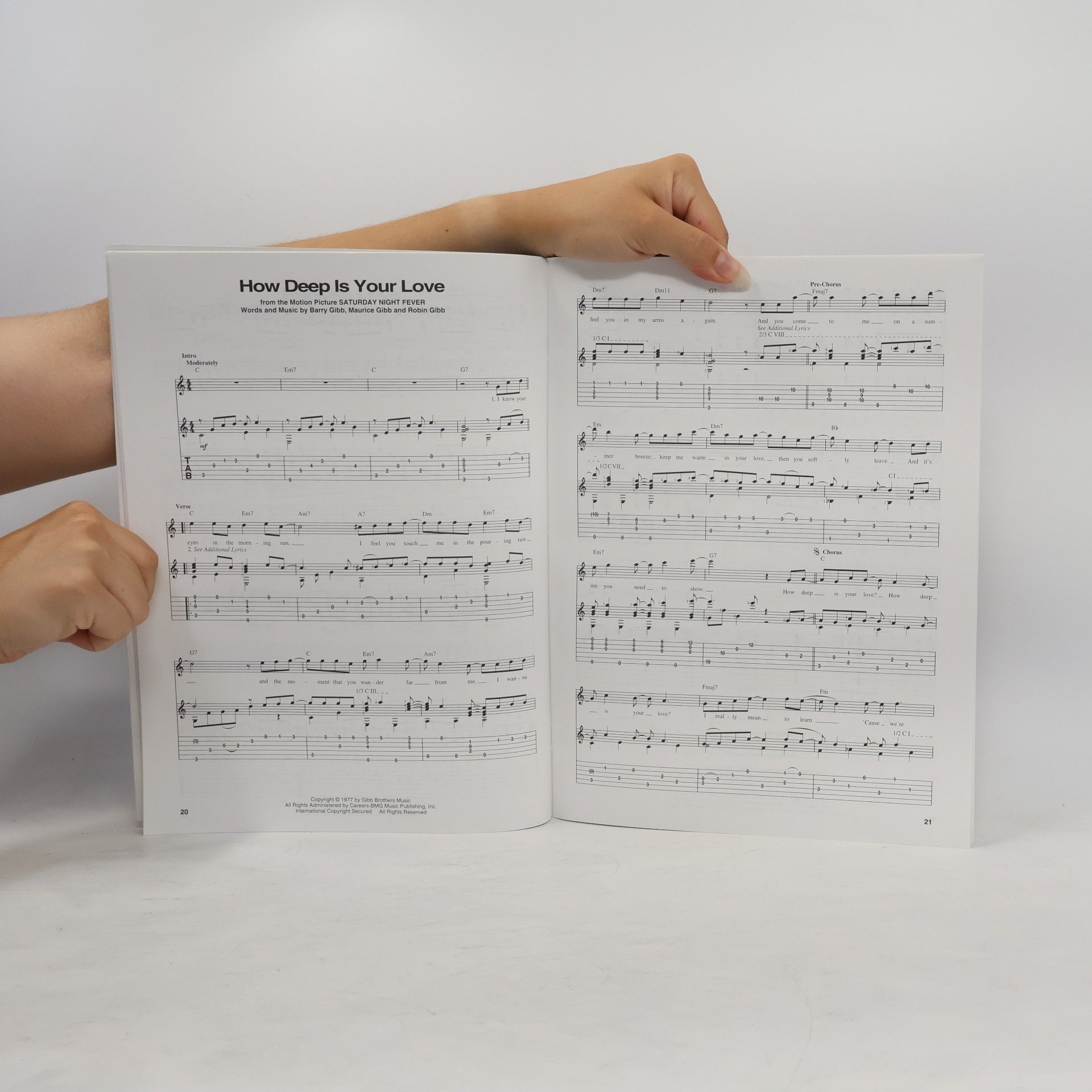 Hal Leonard Publishing Corporation Finger Guitar Style Notes & Tab: Love Songs