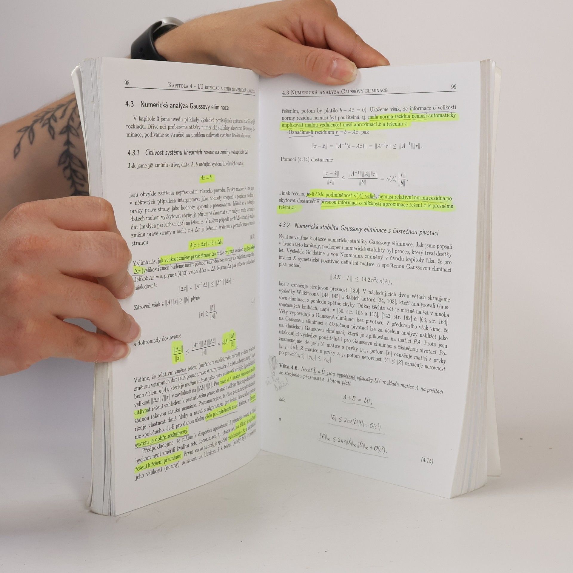 Collectif d'auteurs Analýza metod pro maticové výpočty : základní metody