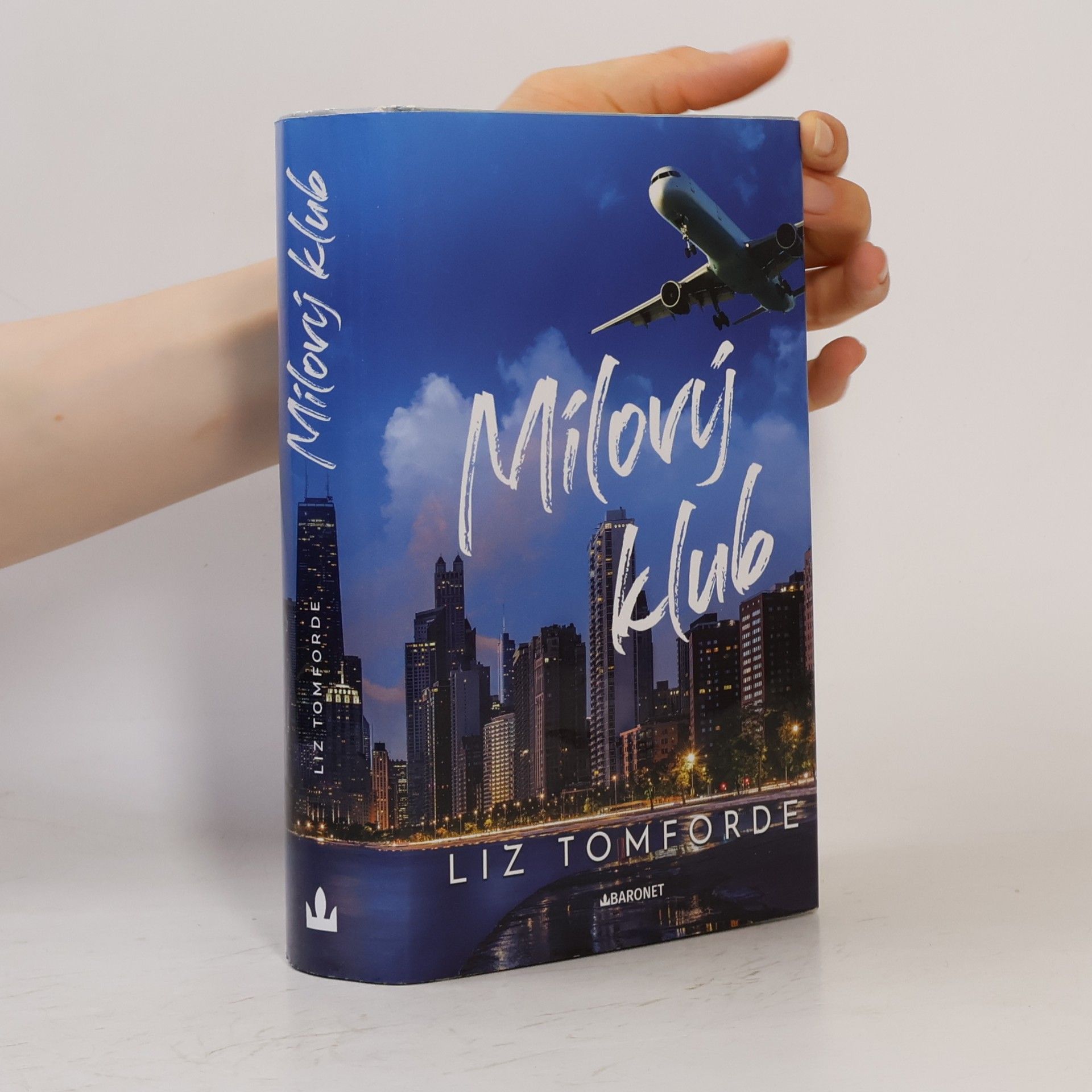 Liz Tomforde Mílový klub