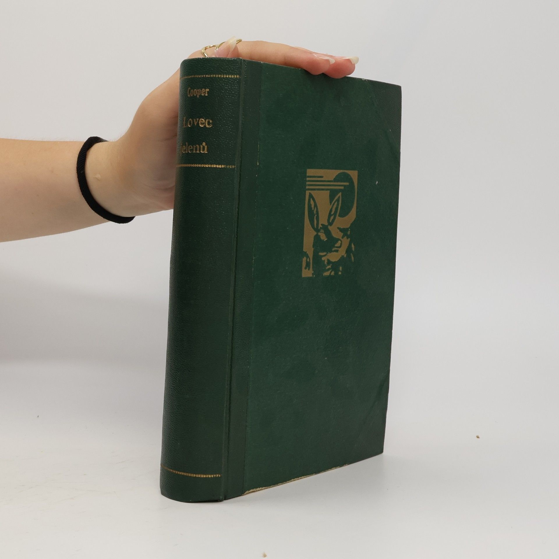 James Fenimore Cooper Lovec jelenů