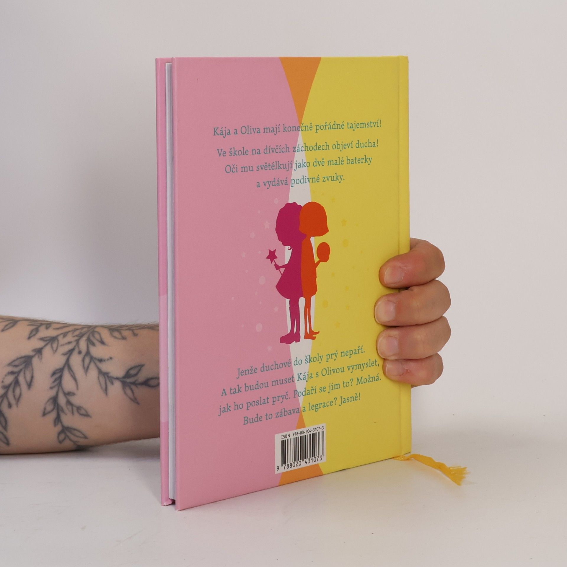 Annie Barrows Kája + Oliva a duch, který musel zmizet